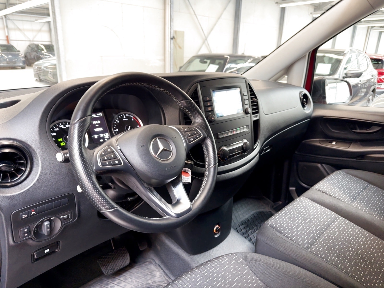 Mercedes Benz Vito Transporter Vito Kasten 114 CDI Pro 4x4 lang (EURO 6d) #9
