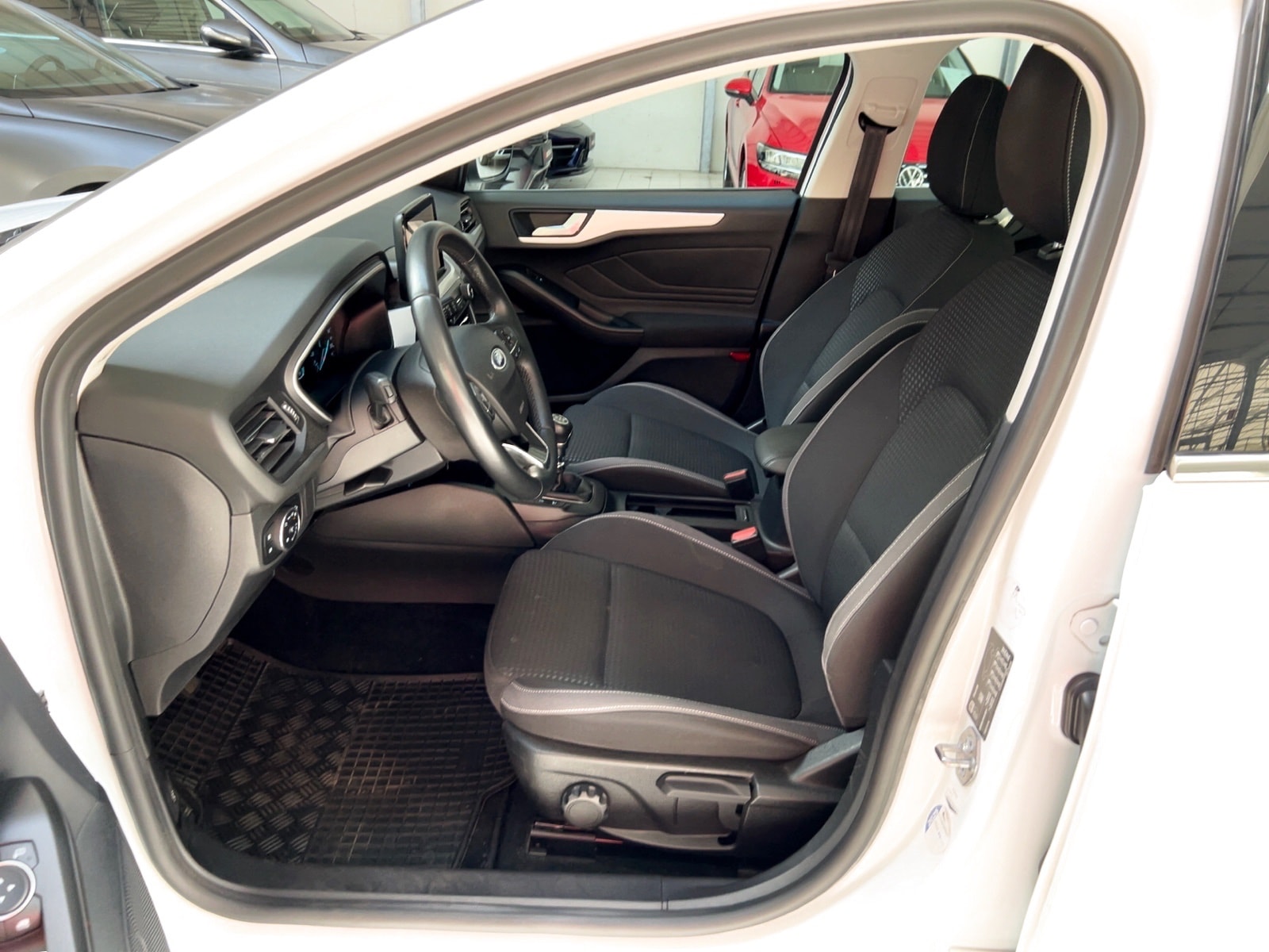 Ford Focus Kombi Focus 1.0 EcoBoost Cool&Connect Start/Stopp (EURO #8