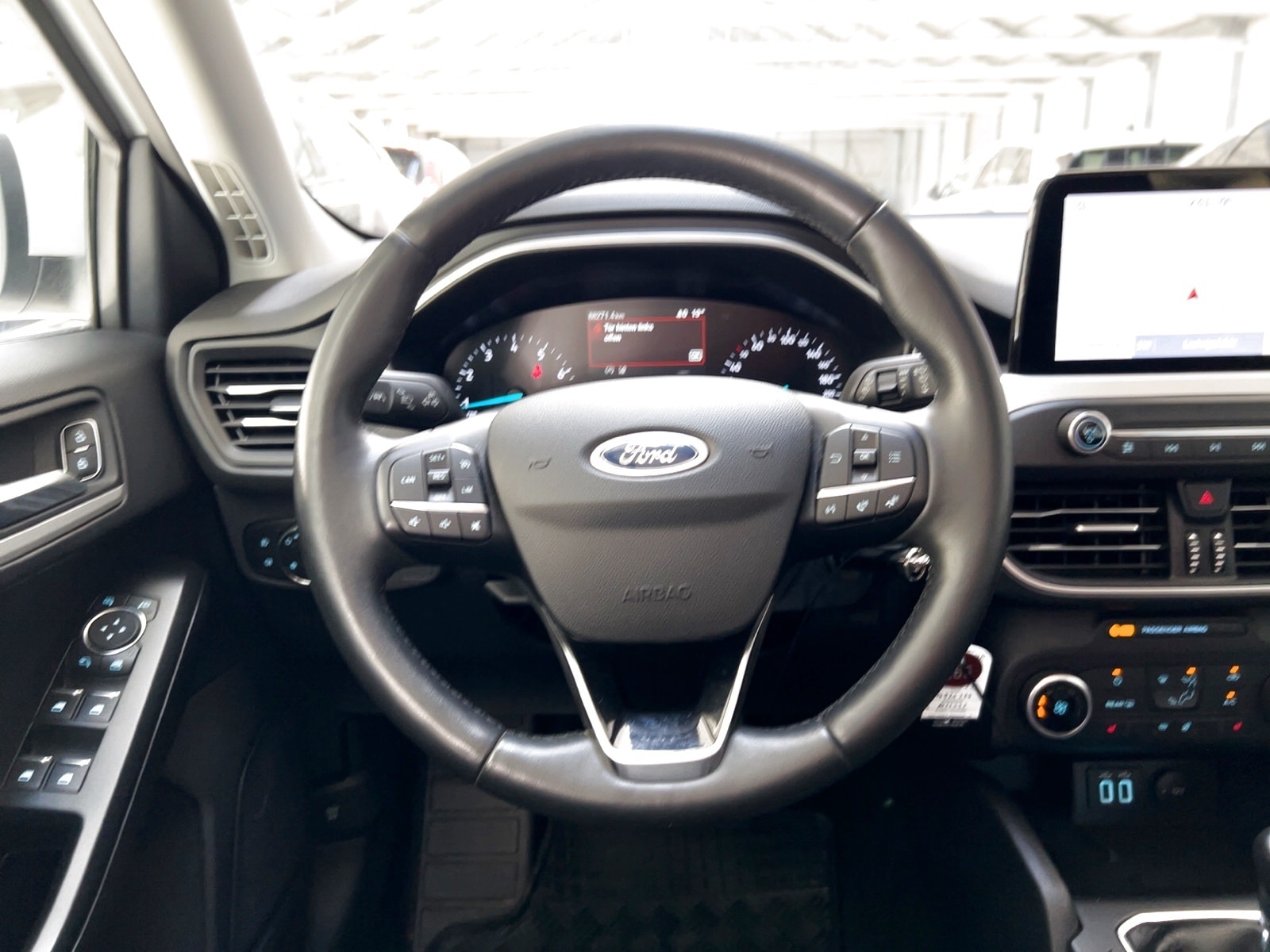 Ford Focus Kombi Focus 1.0 EcoBoost Cool&Connect Start/Stopp (EURO #10