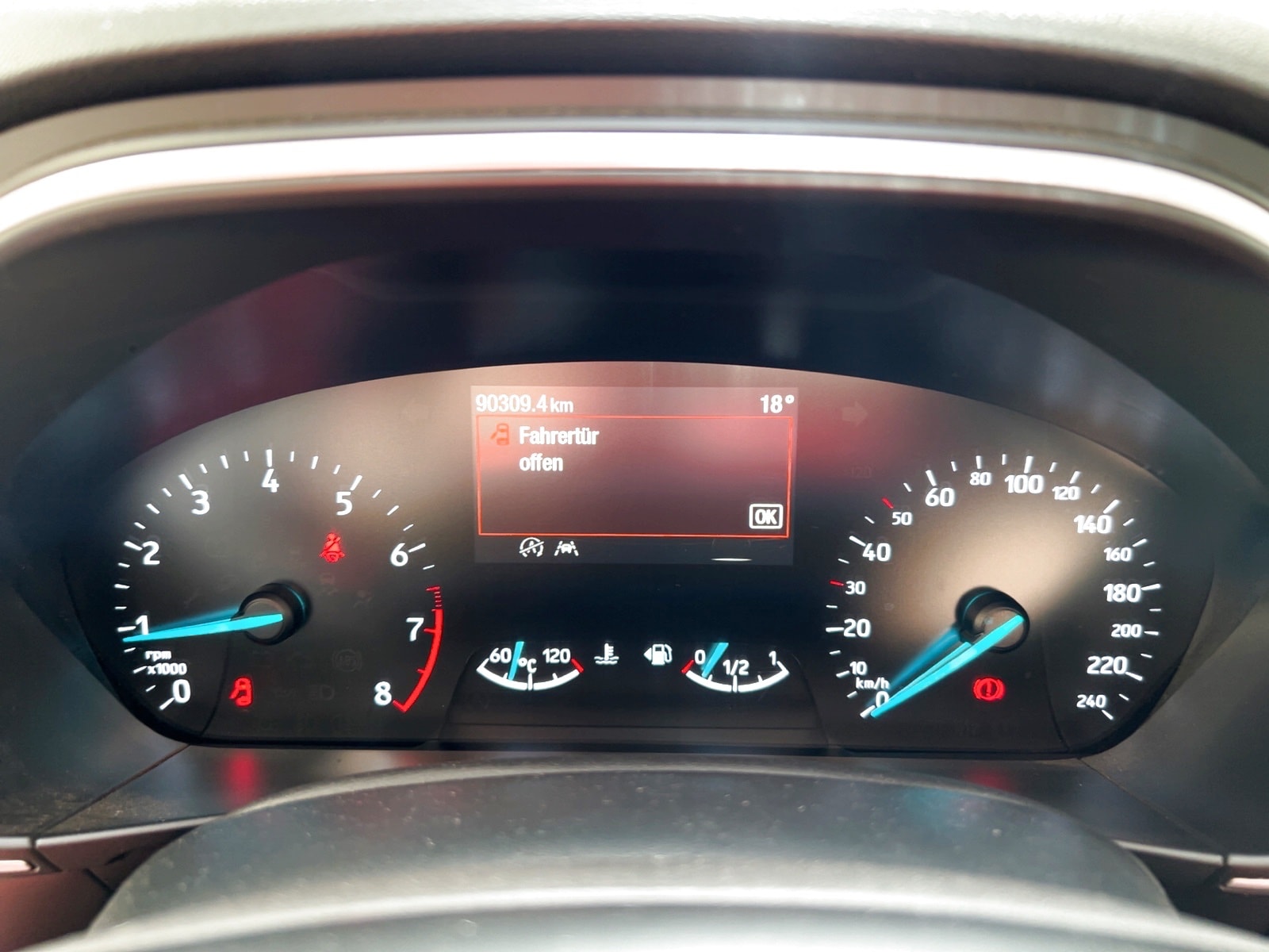 Ford Focus Kombi Focus 1.0 EcoBoost Cool&Connect Start/Stopp (EURO #7
