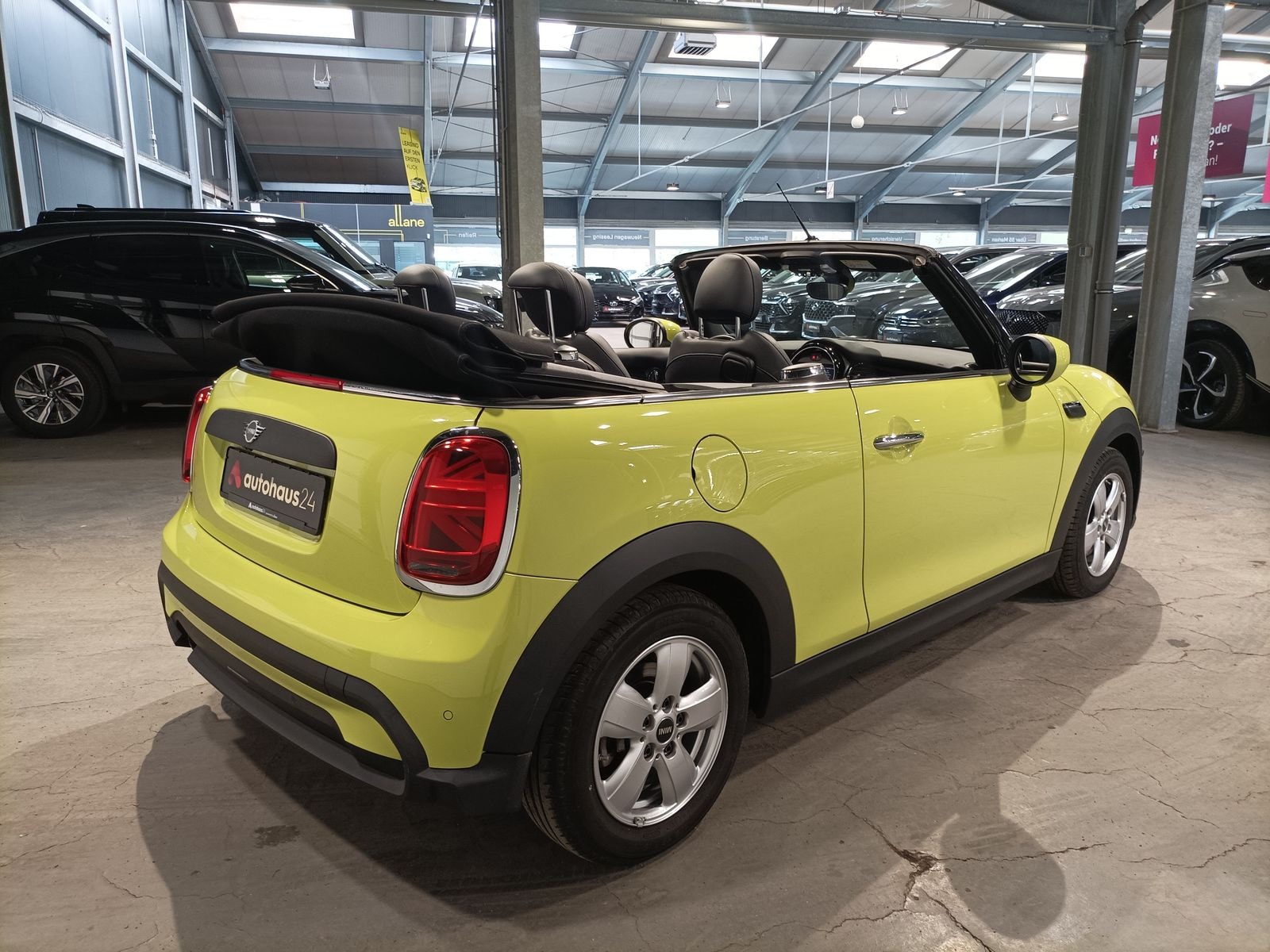 MINI Cabrio Cabriolet Cabrio One Classic Trim #11