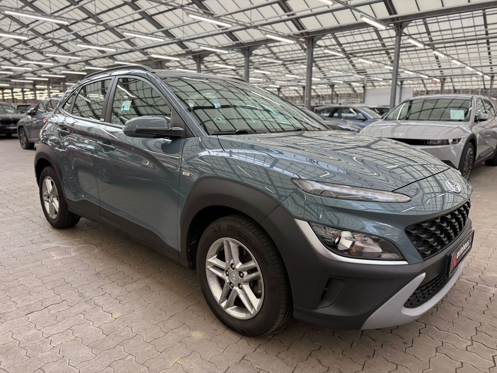 Hyundai Kona SUV / Crossover / Geländewagen HYUNDAI Kona 1.0 T-GDI 48V-Hybrid Select iMT Sports Utility Vehicle #1
