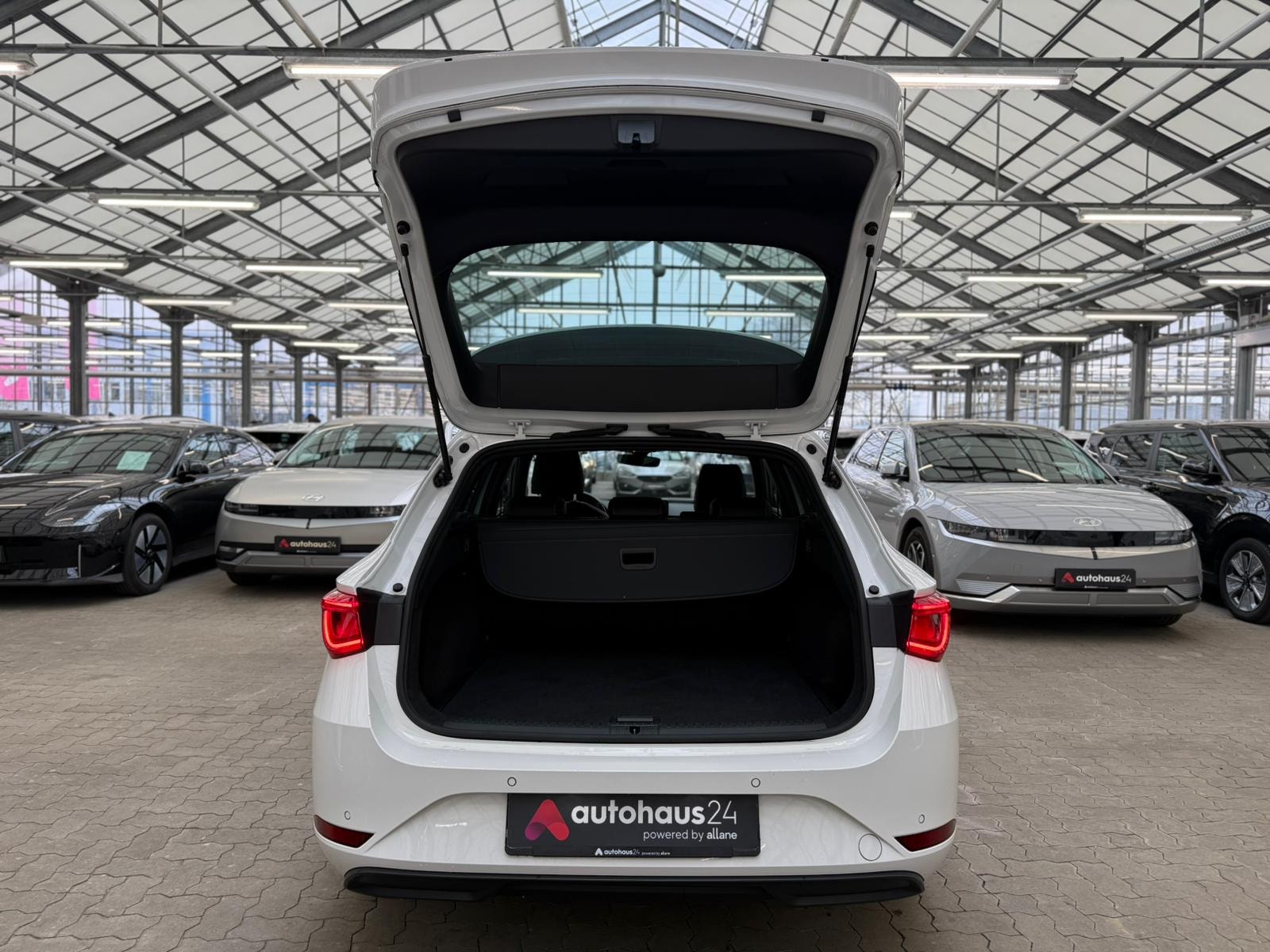 Seat Leon Kombi Leon Sportstourer 2.0 TDI Xcellence (EURO 6d) #6