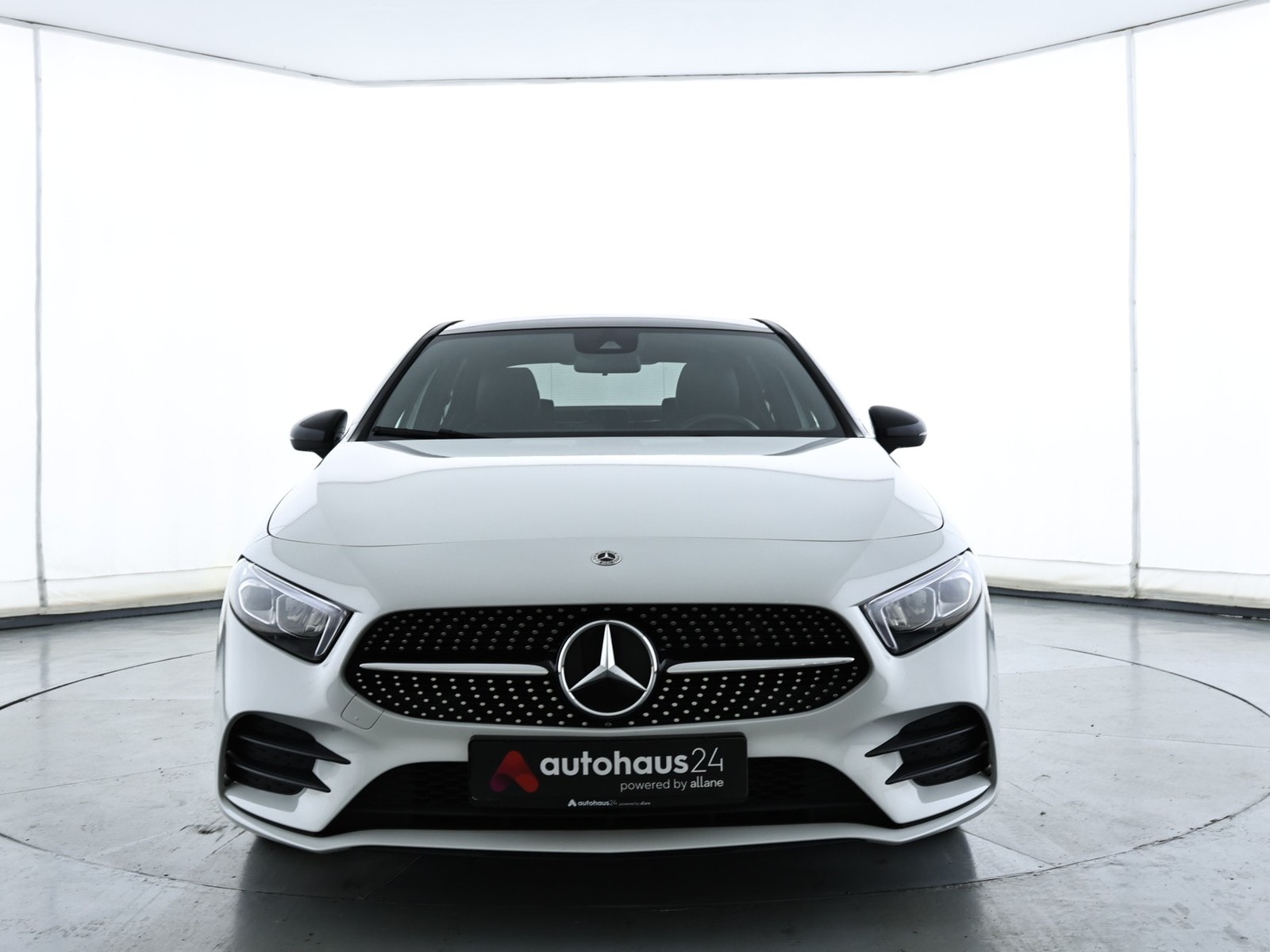 Mercedes Benz A-Klasse Limousine A 200 Lim. AMG Line (EURO 6d) #2