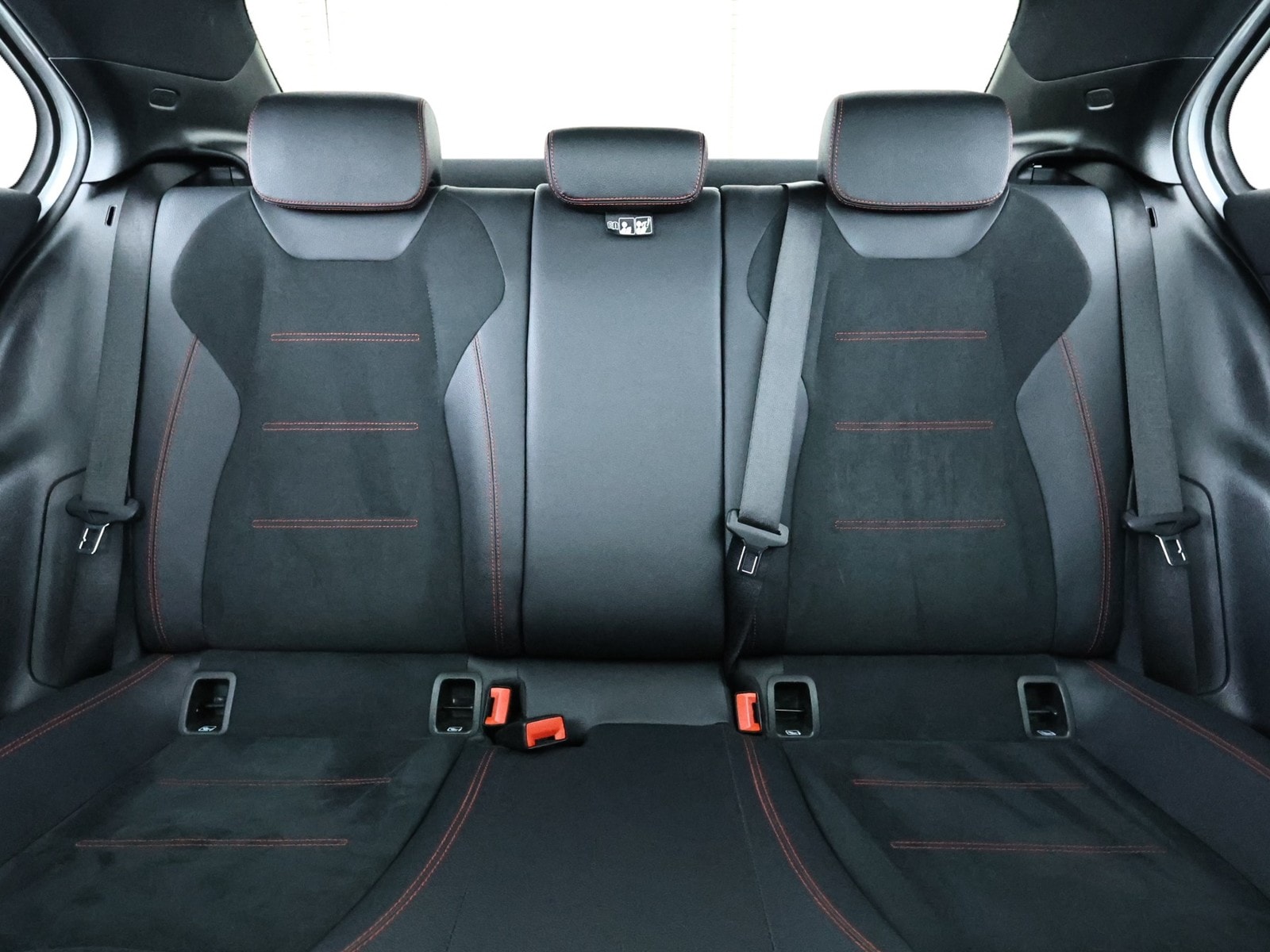 Mercedes Benz A-Klasse Limousine A 200 Lim. AMG Line (EURO 6d) #15