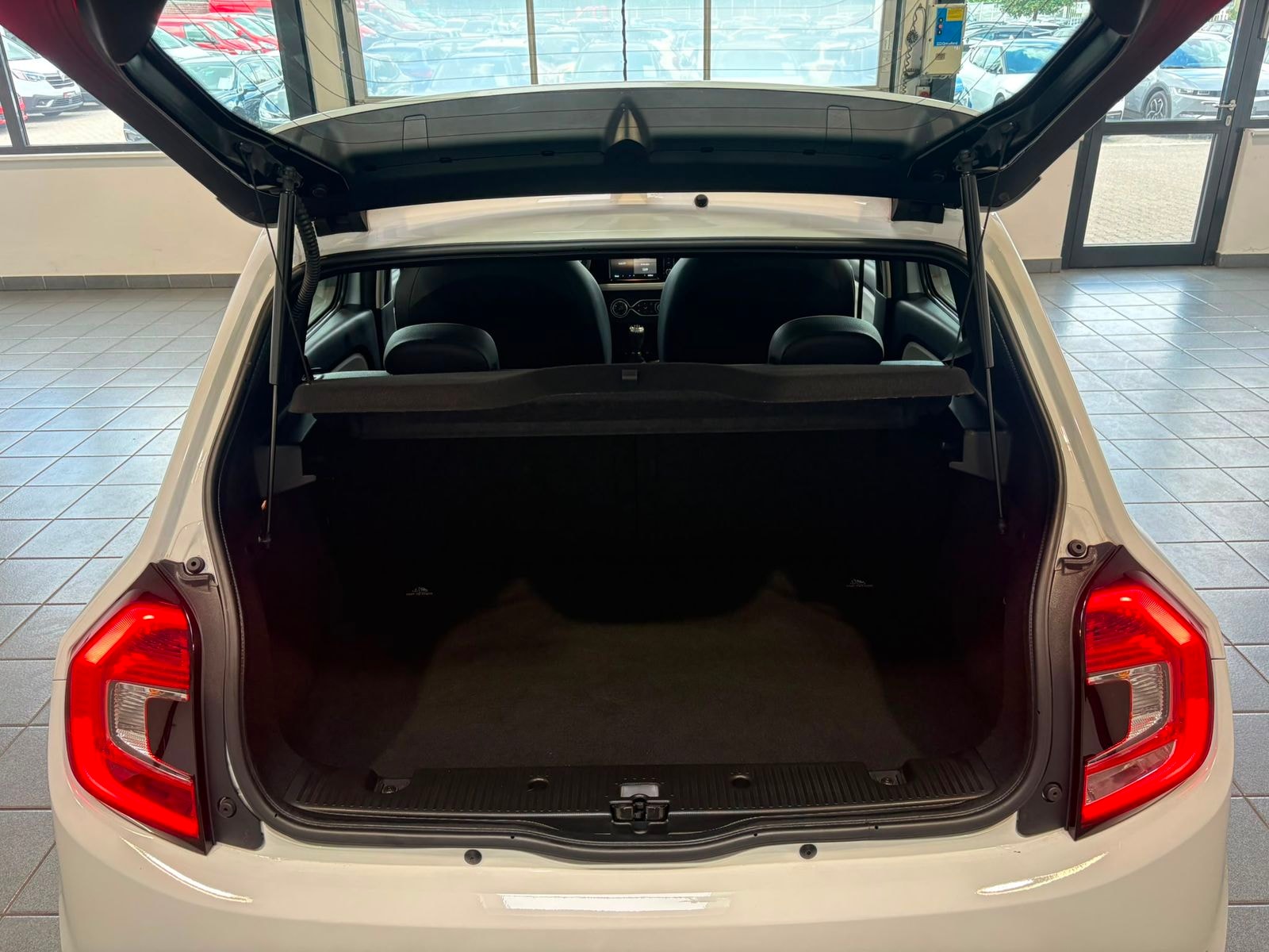 Renault Twingo Schräghecklimousine Twingo 1.0 SCe 65 Intense (EURO 6d) #6