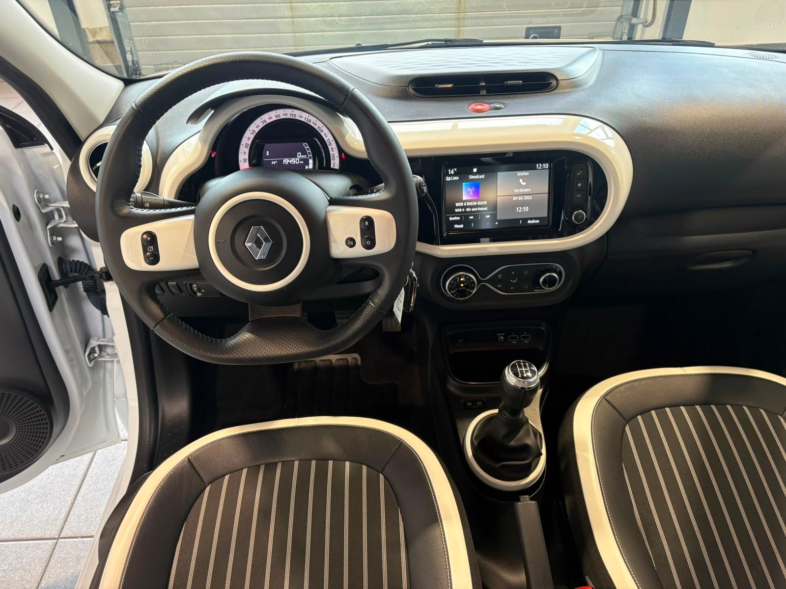 Renault Twingo Schräghecklimousine Twingo 1.0 SCe 65 Intense (EURO 6d) #9