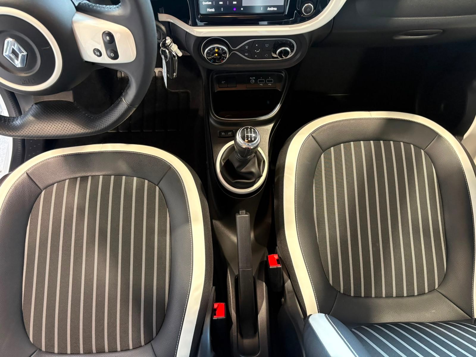 Renault Twingo Schräghecklimousine Twingo 1.0 SCe 65 Intense (EURO 6d) #12