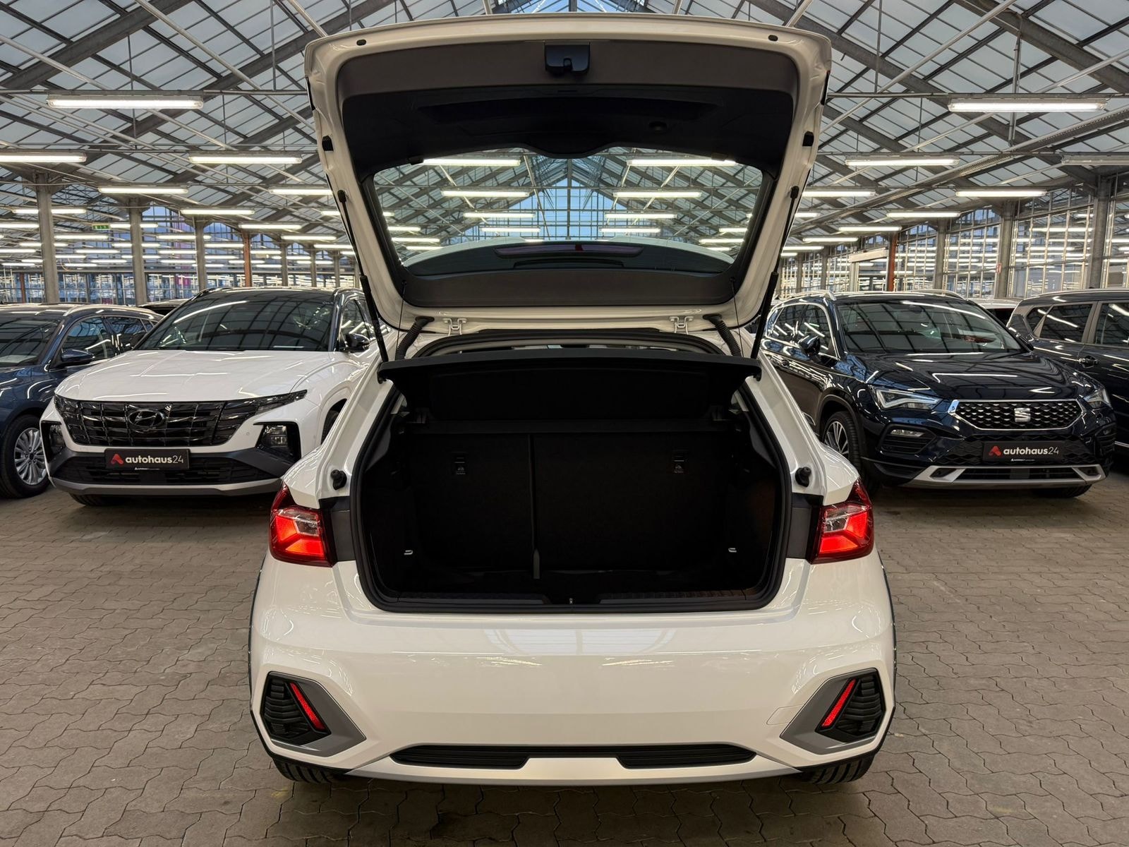 Audi A1 Schräghecklimousine A1 30 citycarver 1.0.TFSI basis (EURO 6d) #6