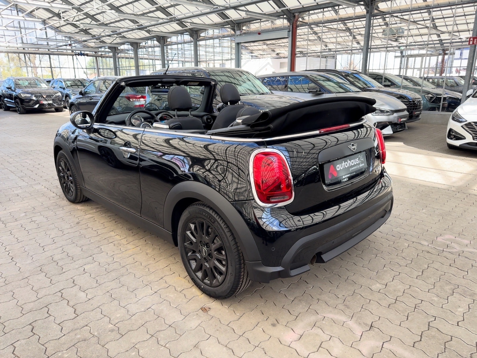 MINI Cabrio Cabriolet Cabrio One Essential Trim (EURO 6d)(OPF) #9
