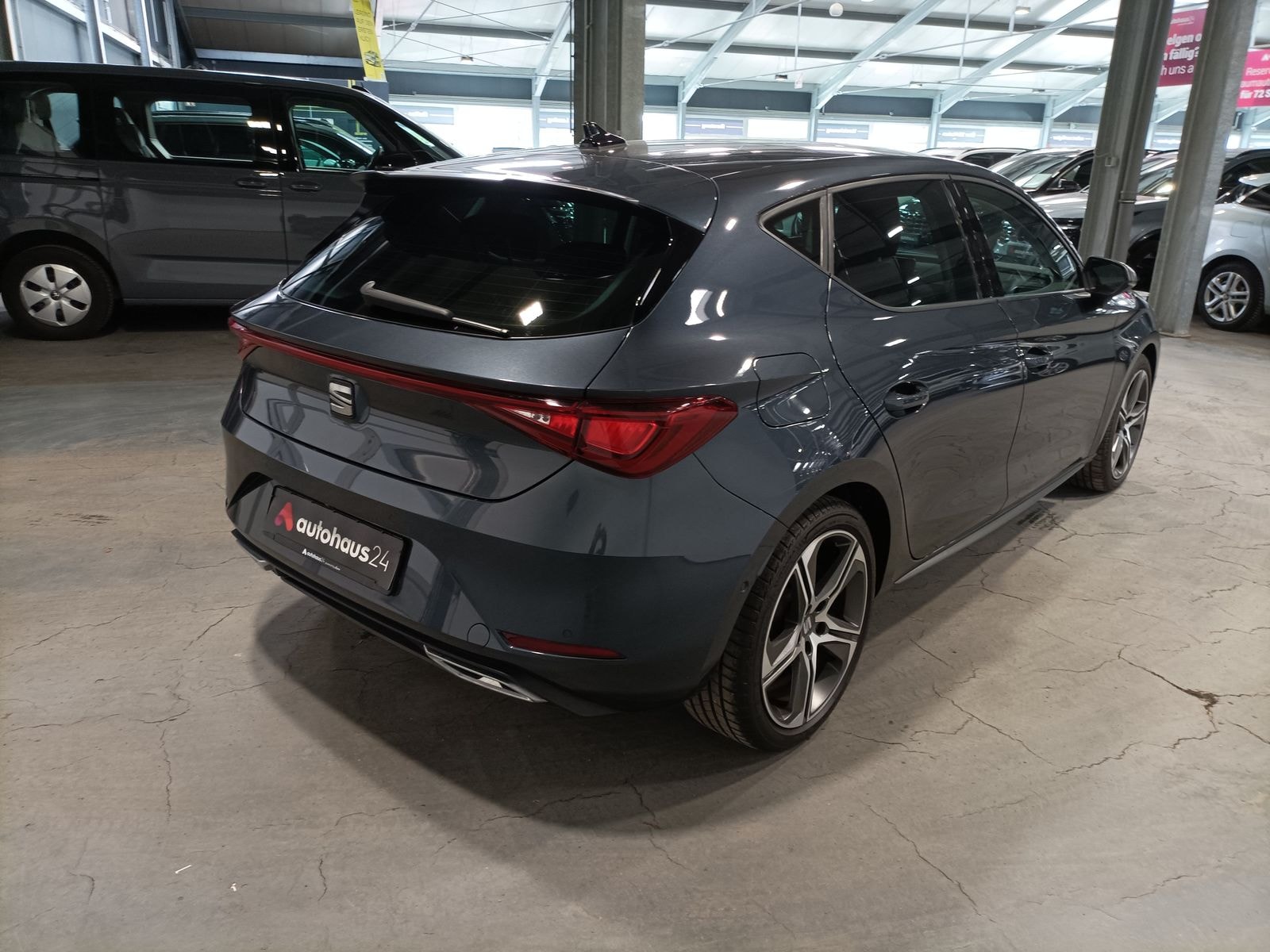 Seat Leon Limousine Leon 1.5 eTSI FR Plus #5