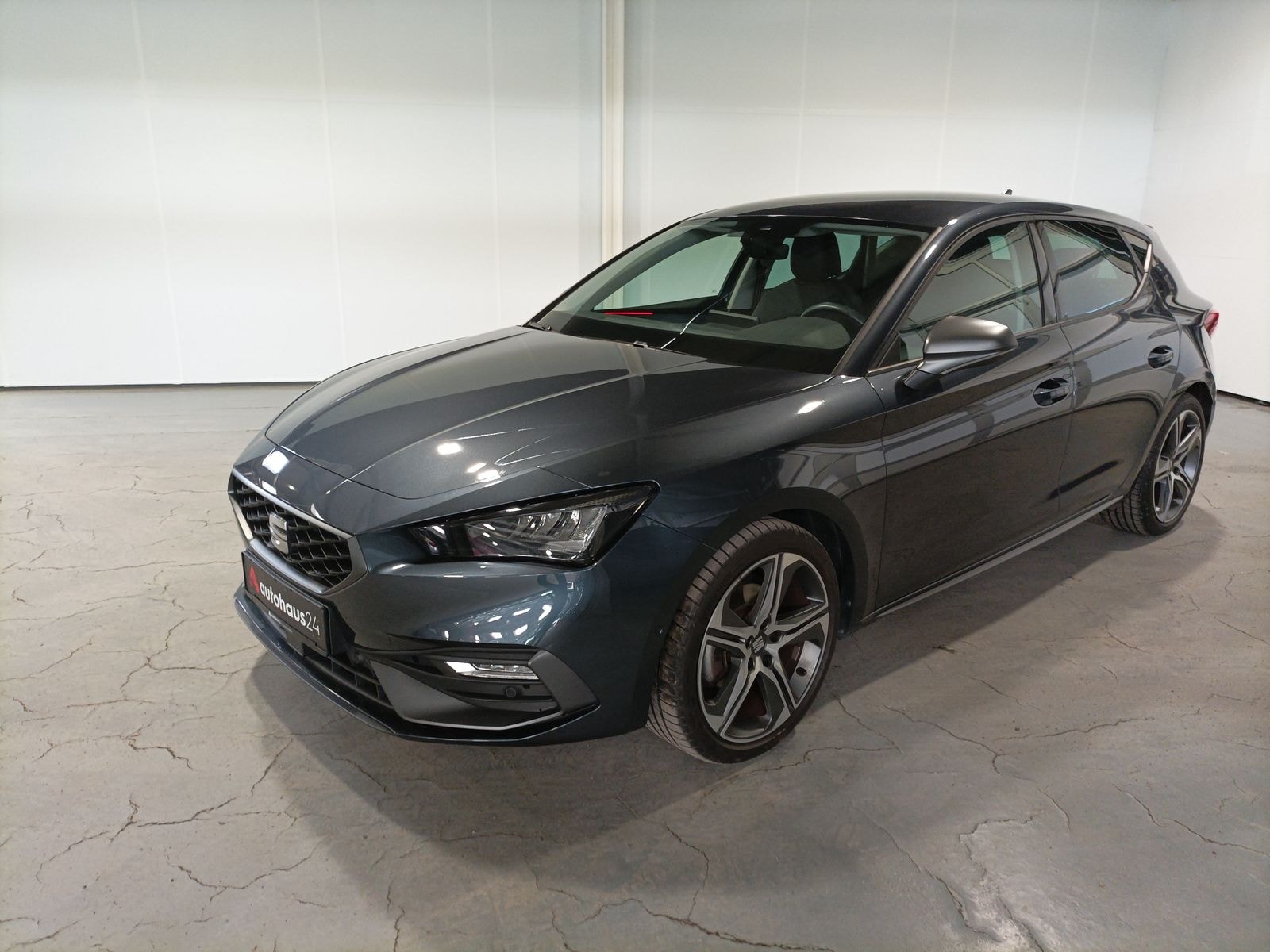 Seat Leon Limousine Leon 1.5 eTSI FR Plus #3