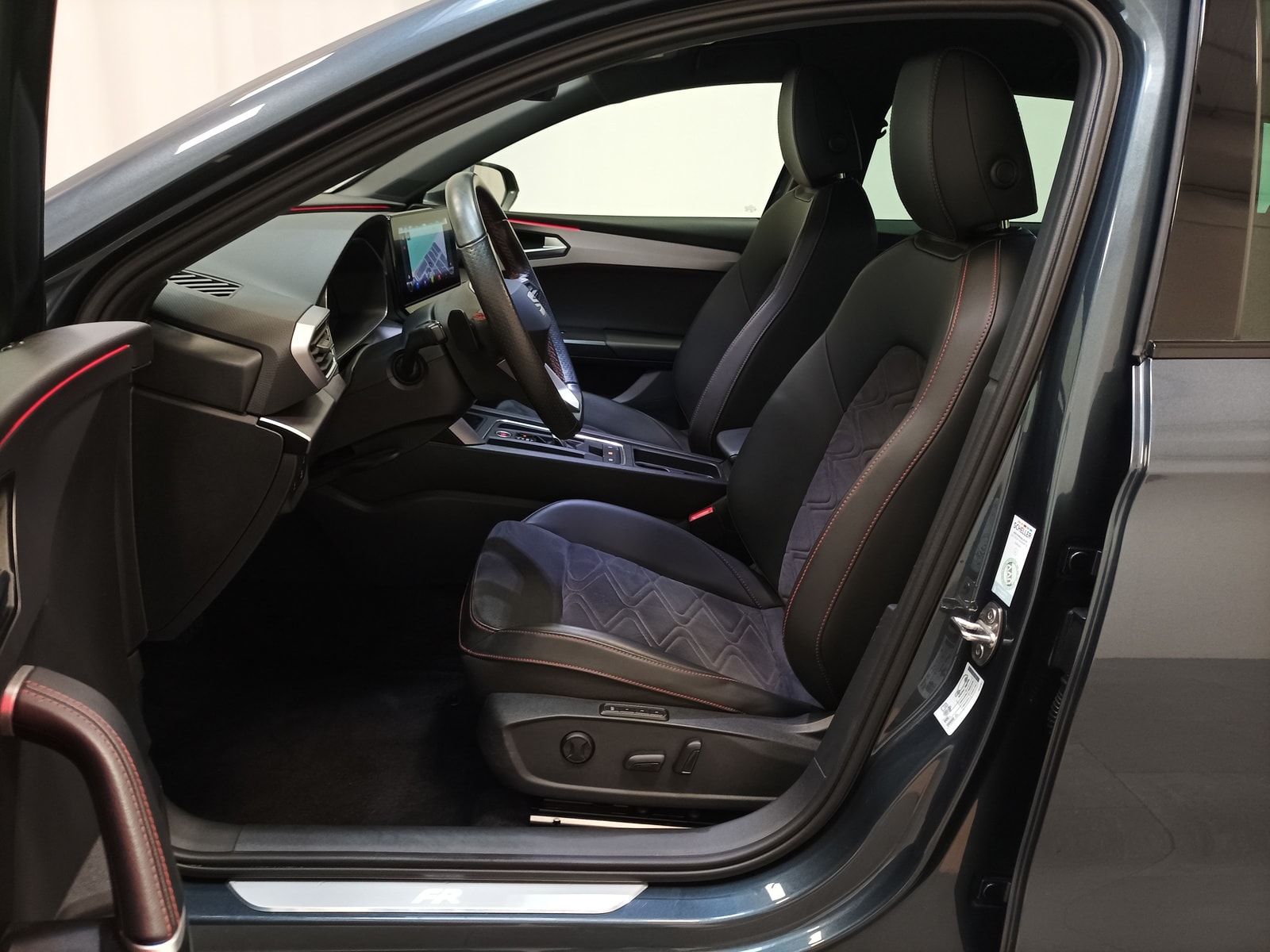 Seat Leon Kombi Leon Sportstourer 1.4 e-HYBRID FR OPF (EURO 6d) #9