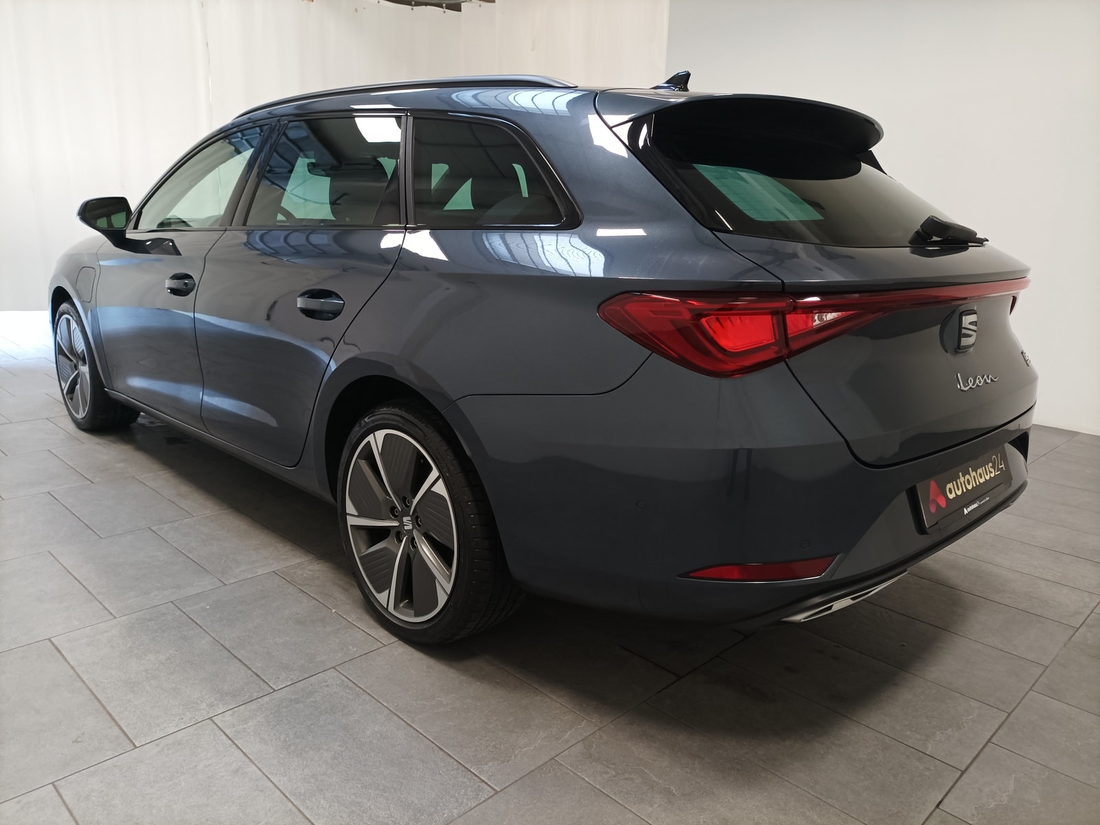 Seat Leon Kombi Leon Sportstourer 1.4 e-HYBRID FR OPF (EURO 6d) #4