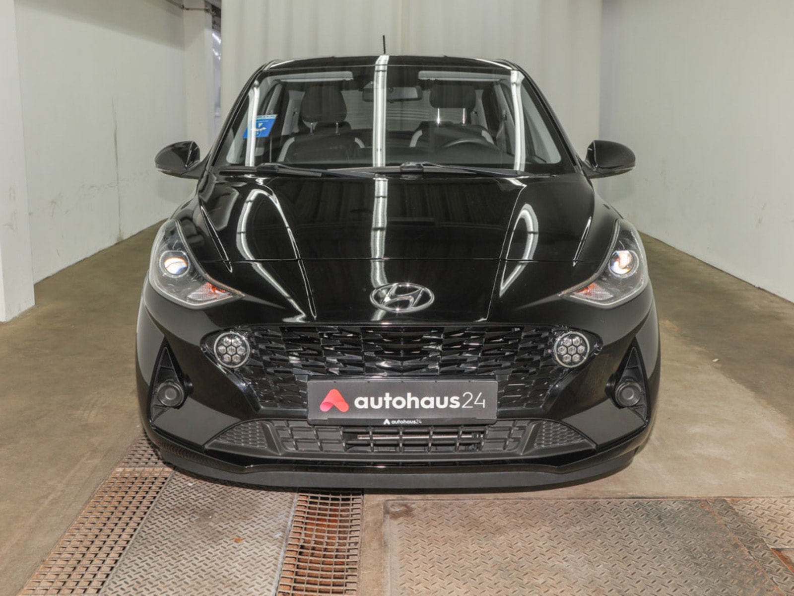 Hyundai i10 Schräghecklimousine i10 1.0 Edition 30 #2