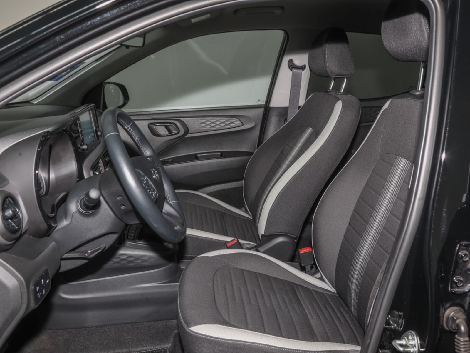 Hyundai i10 Schräghecklimousine i10 1.0 Edition 30 #8