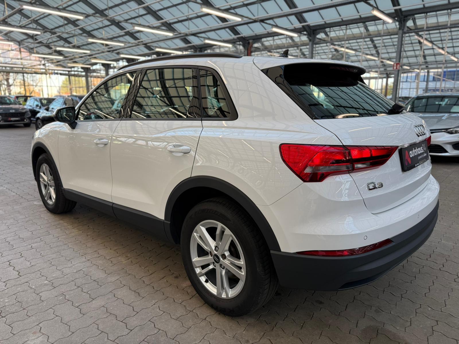 Audi Q3 SUV Q3 35 2.0 TDI quattro basis #4