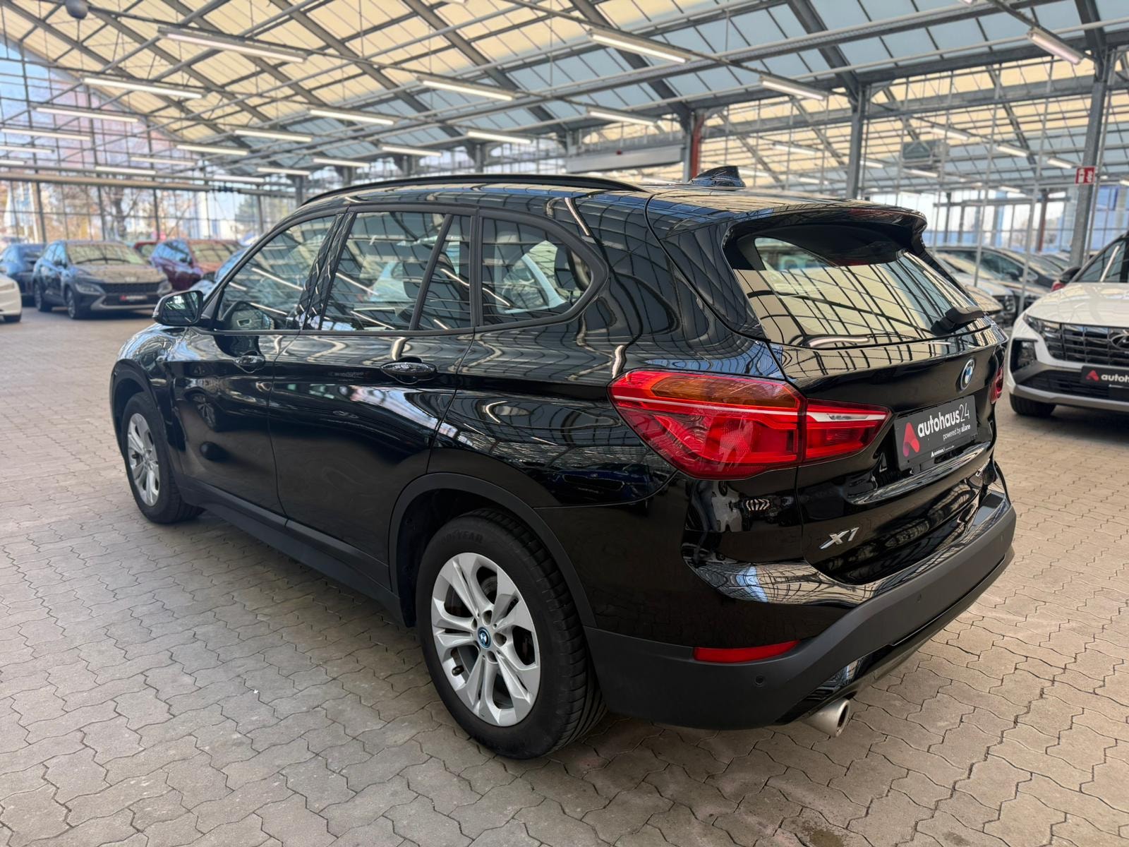 BMW X1 SUV X1 xDrive25e Advantage (EURO 6d) #4