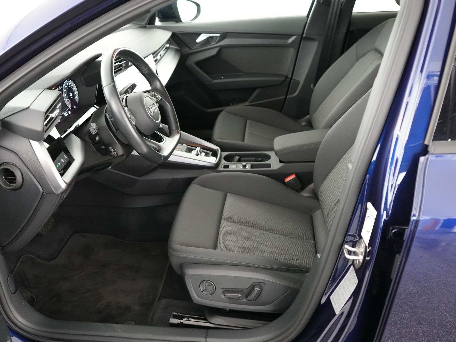 Audi A3 Limousine A3 40 quattro 2.0 TDI Sportback S line (EURO 6d) #8