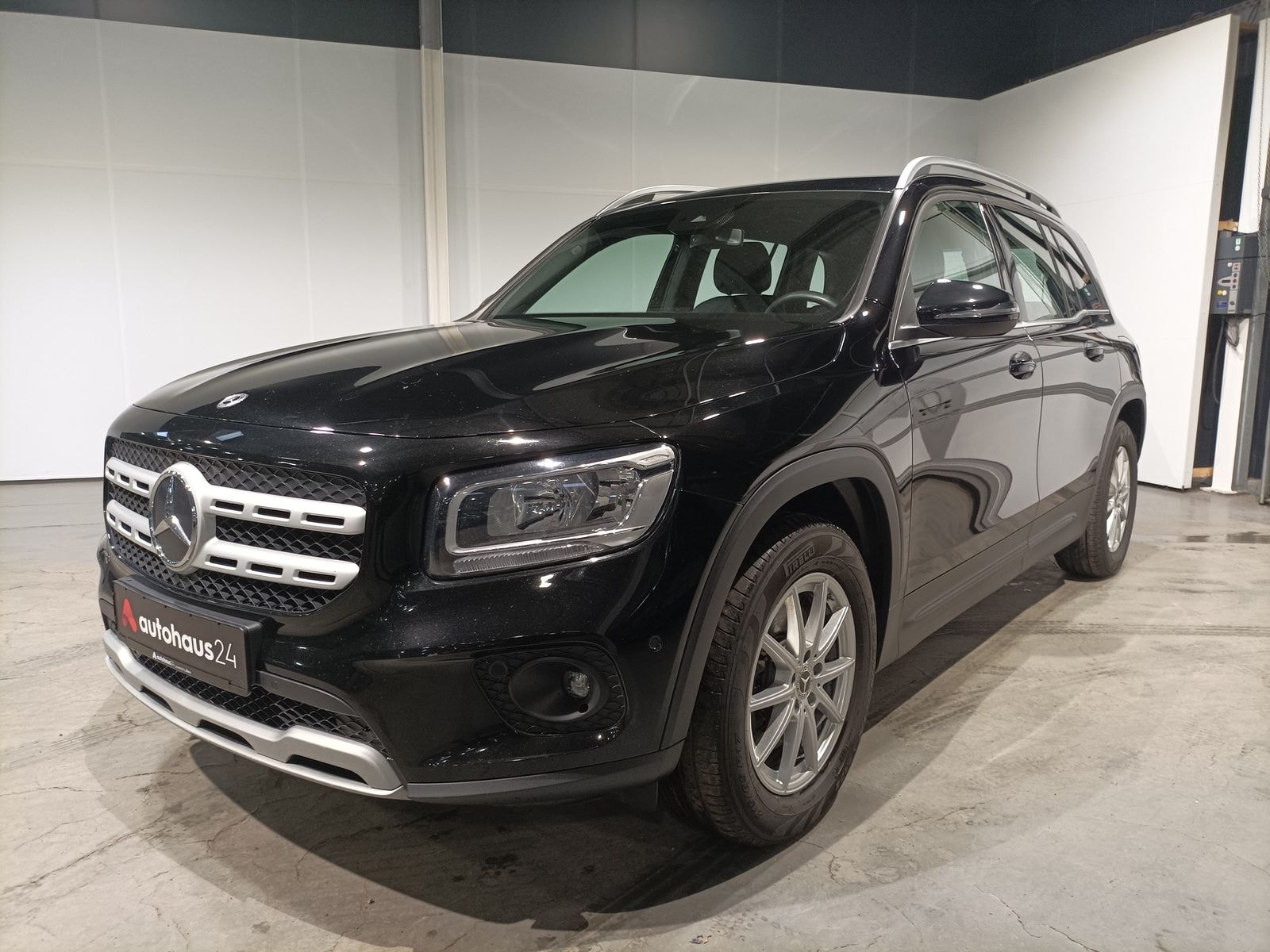 Mercedes Benz GLB-Klasse SUV GLB 220 d #3