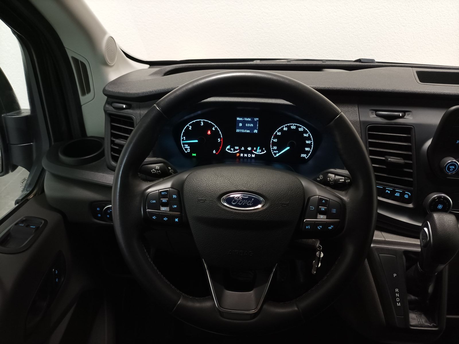 Ford Transit Transporter Transit FT 350 (TTS) 2.0 TDCi DPF 350 L4 RWD (EURO #9