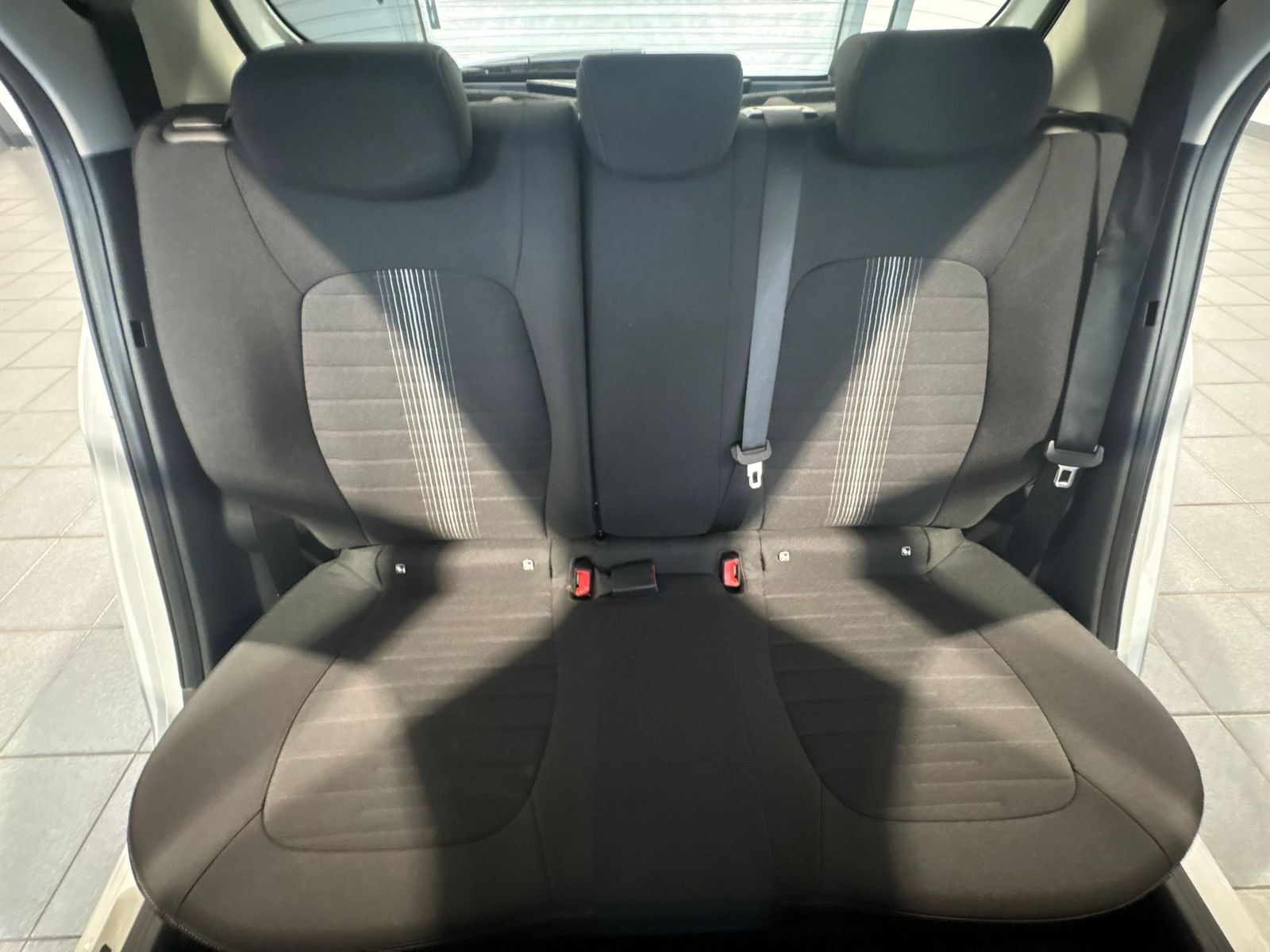 Hyundai i10 Schräghecklimousine i10 1.0 Trend #14