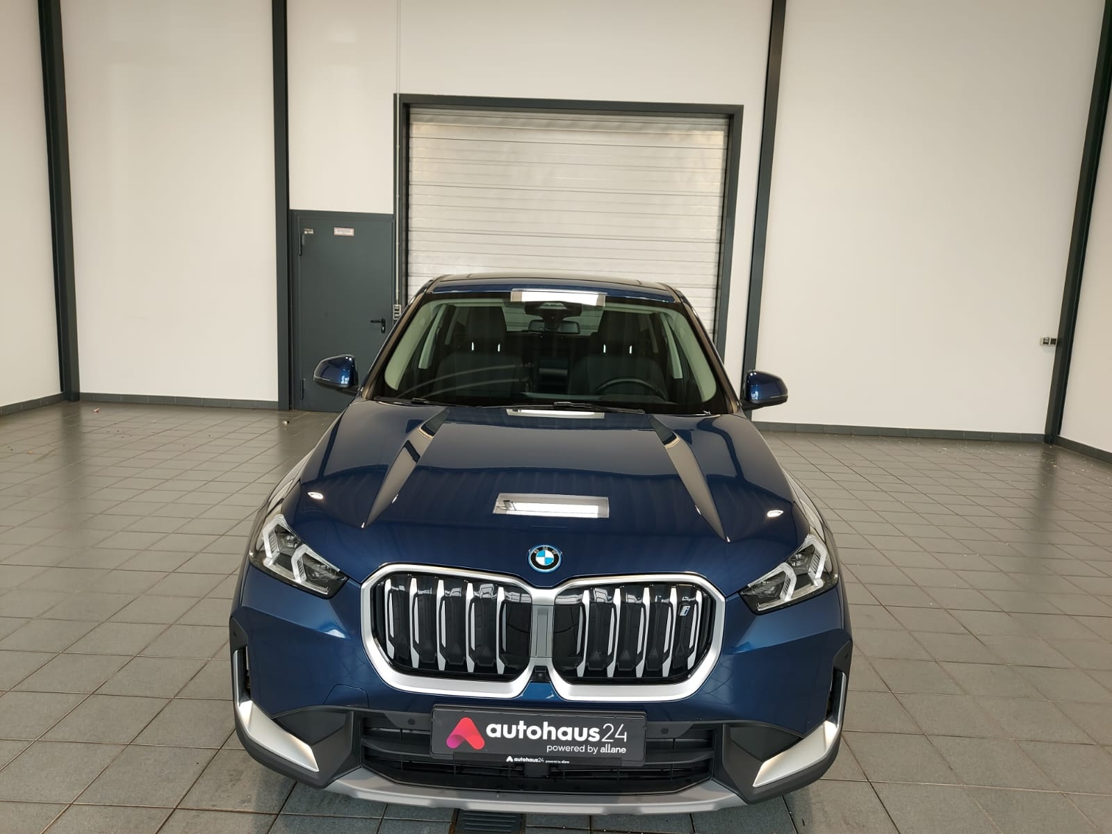 BMW iX1 SUV iX1 xDrive30 #2