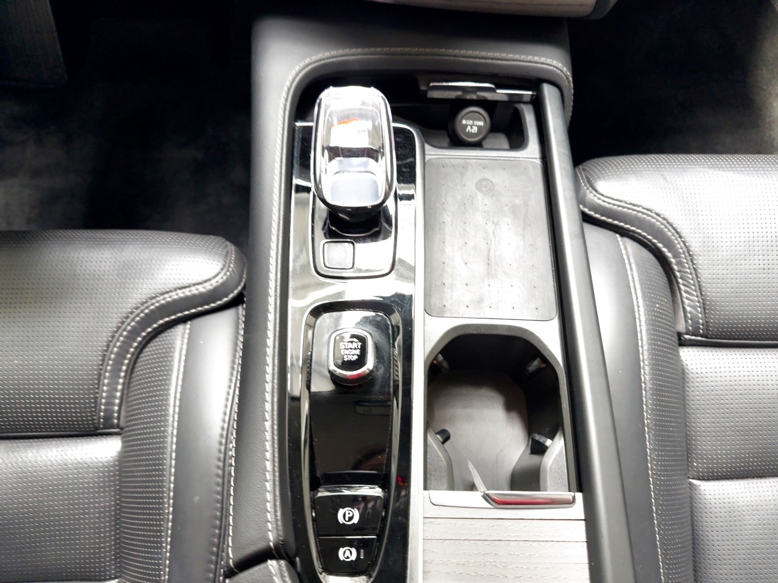 Volvo XC90 SUV XC 90 T8 AWD Ultra Dark Plug-In (EURO 6d) #13