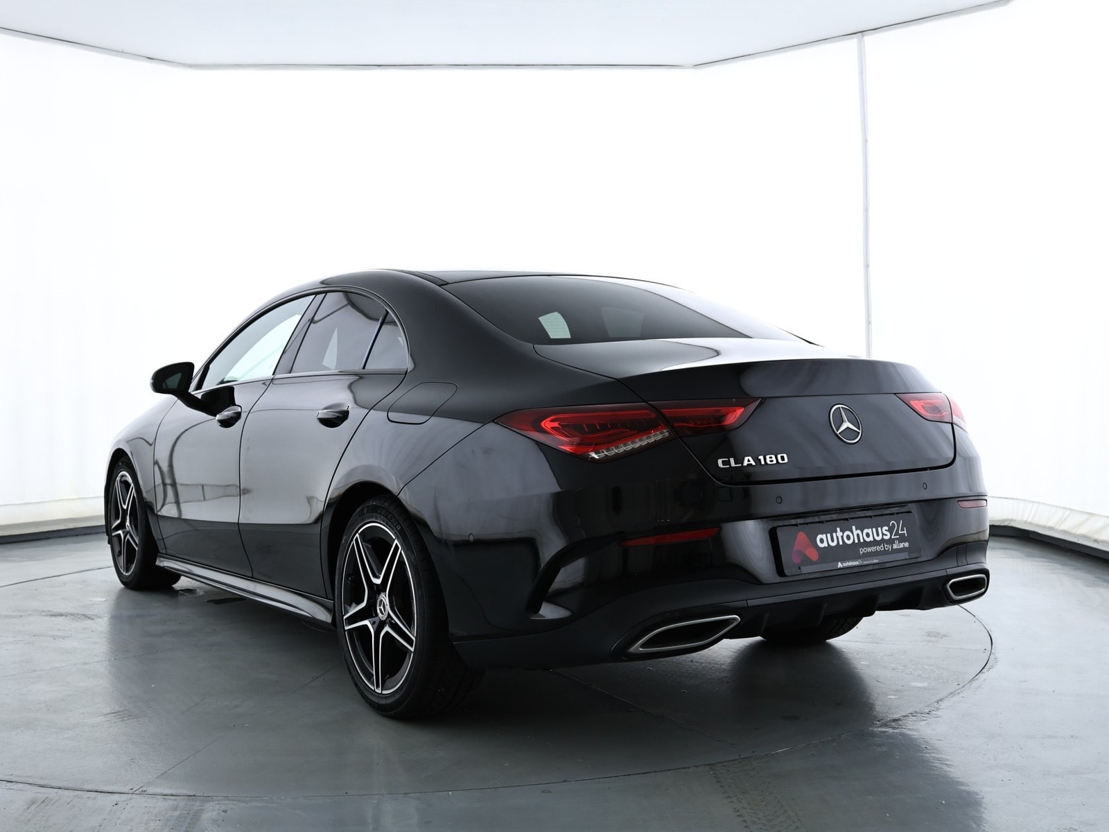 Mercedes Benz CLA-Klasse Limousine CLA 180 AMG Line (EURO 6d) #4