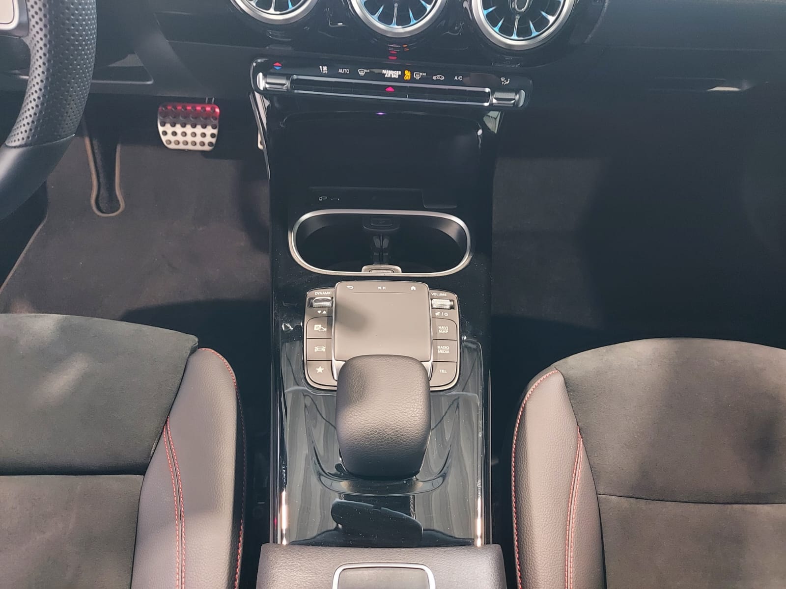 Mercedes Benz CLA-Klasse Limousine CLA 180 Edition 2022 (EURO 6d) #12