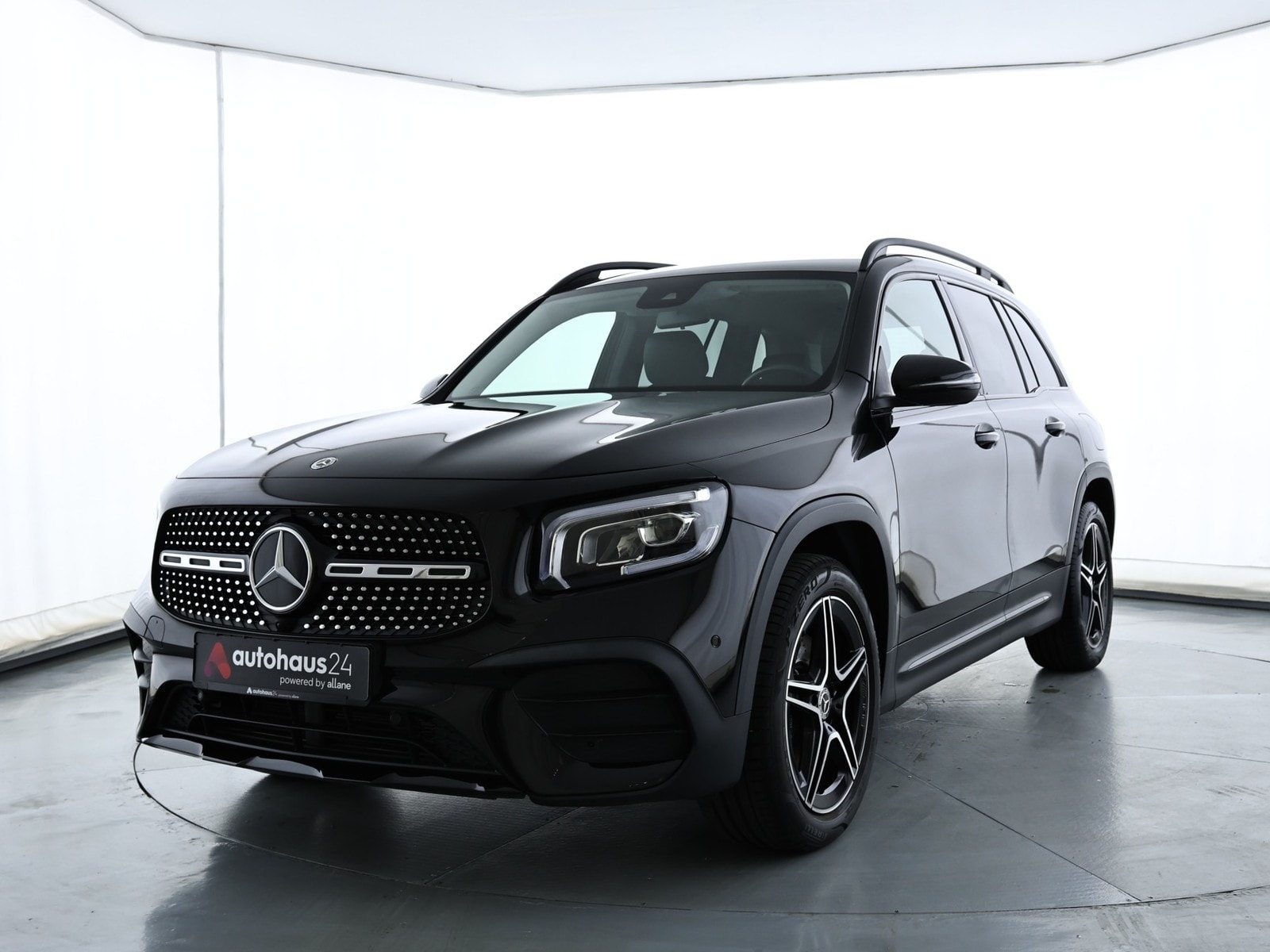 Mercedes Benz GLB-Klasse SUV GLB 180 AMG Line (EURO 6d) #3
