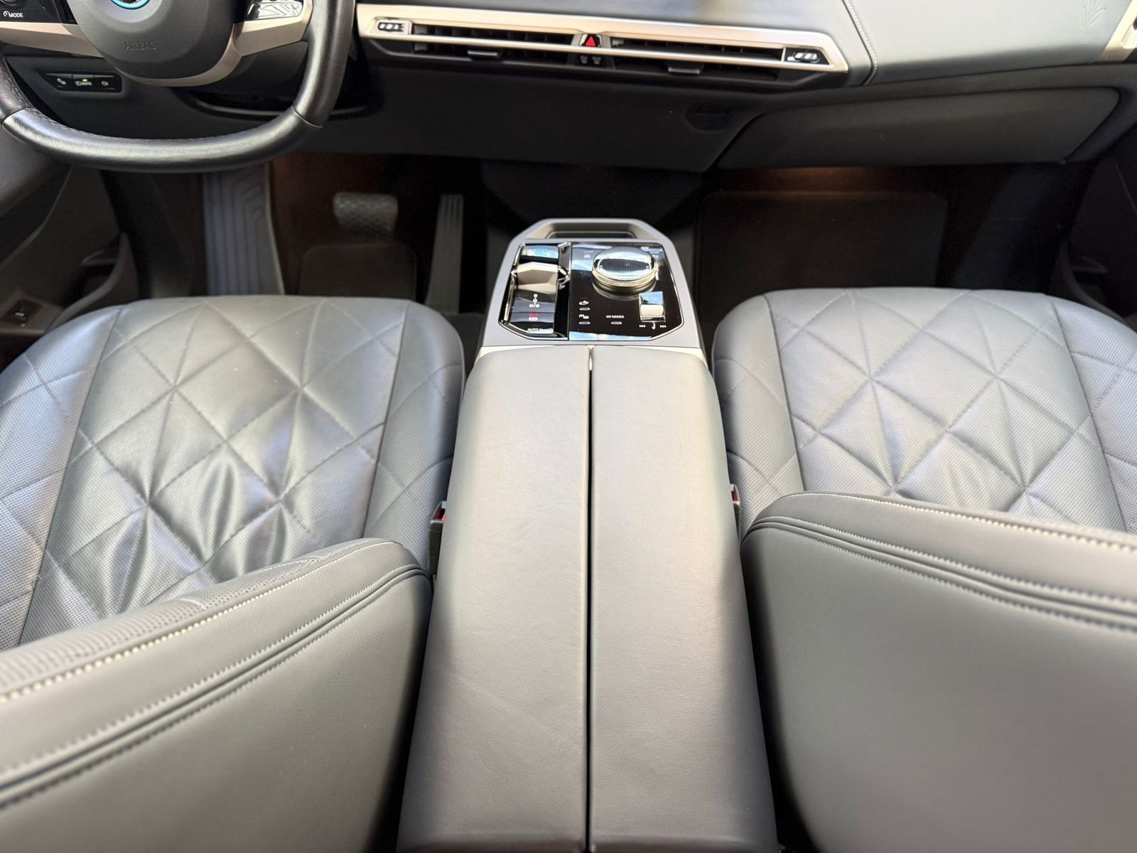 BMW iX SUV iX xDrive40 Sport #14