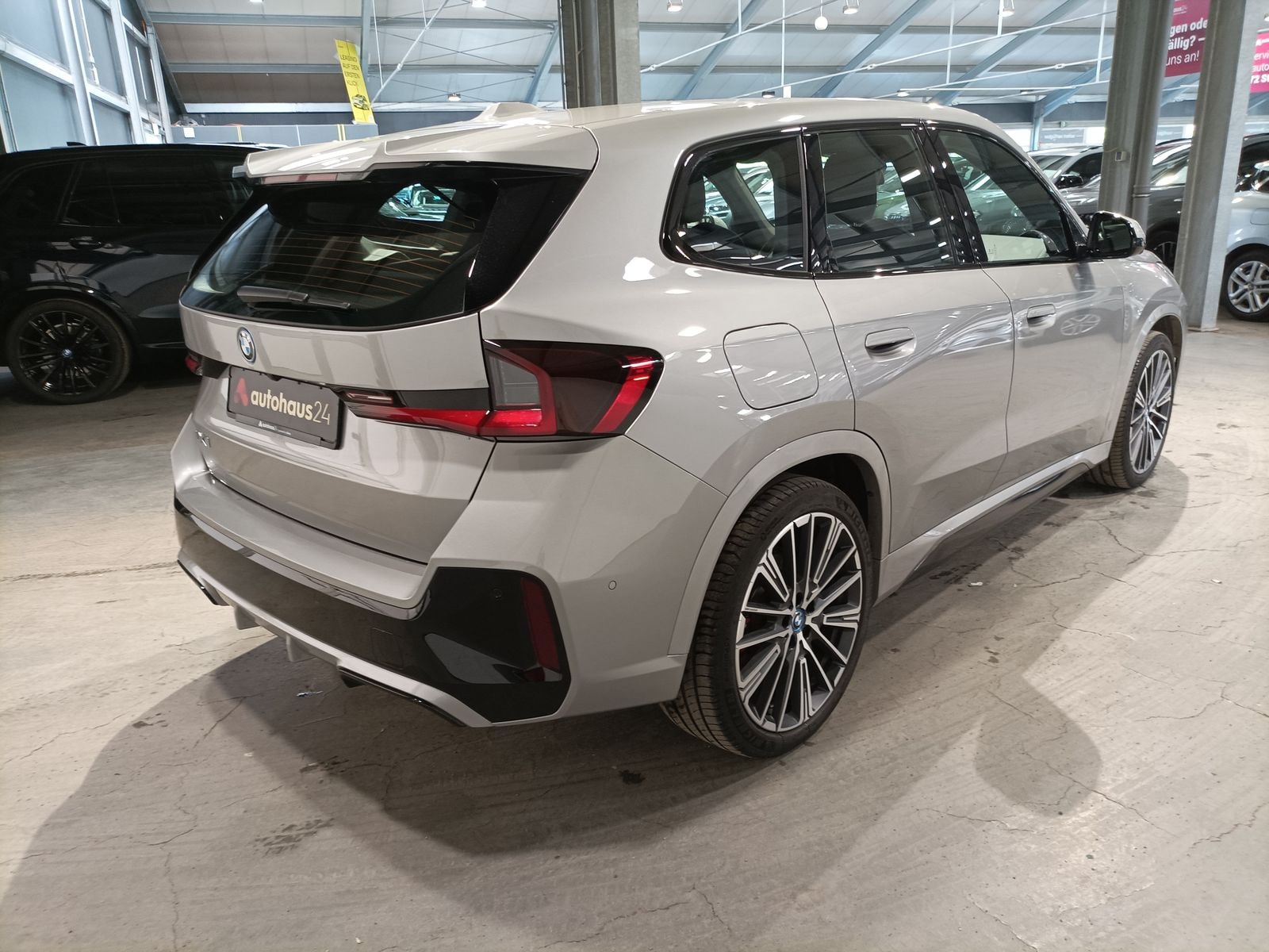 BMW iX1 SUV iX1 xDrive30 M Sport Pro #5
