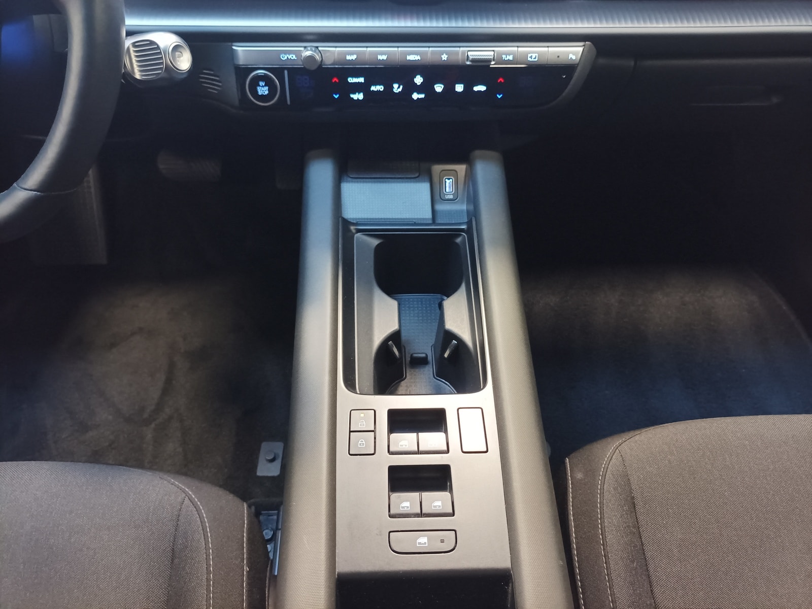 Hyundai IONIQ 6 Limousine IONIQ 6 Dynamiq / Dynamiq-Paket Elektro #12