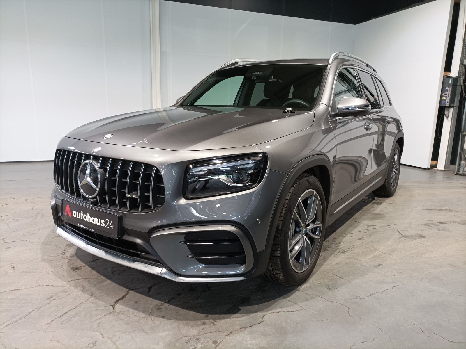 Mercedes Benz GLB-Klasse SUV GLB 35 AMG Premium 4Matic #3