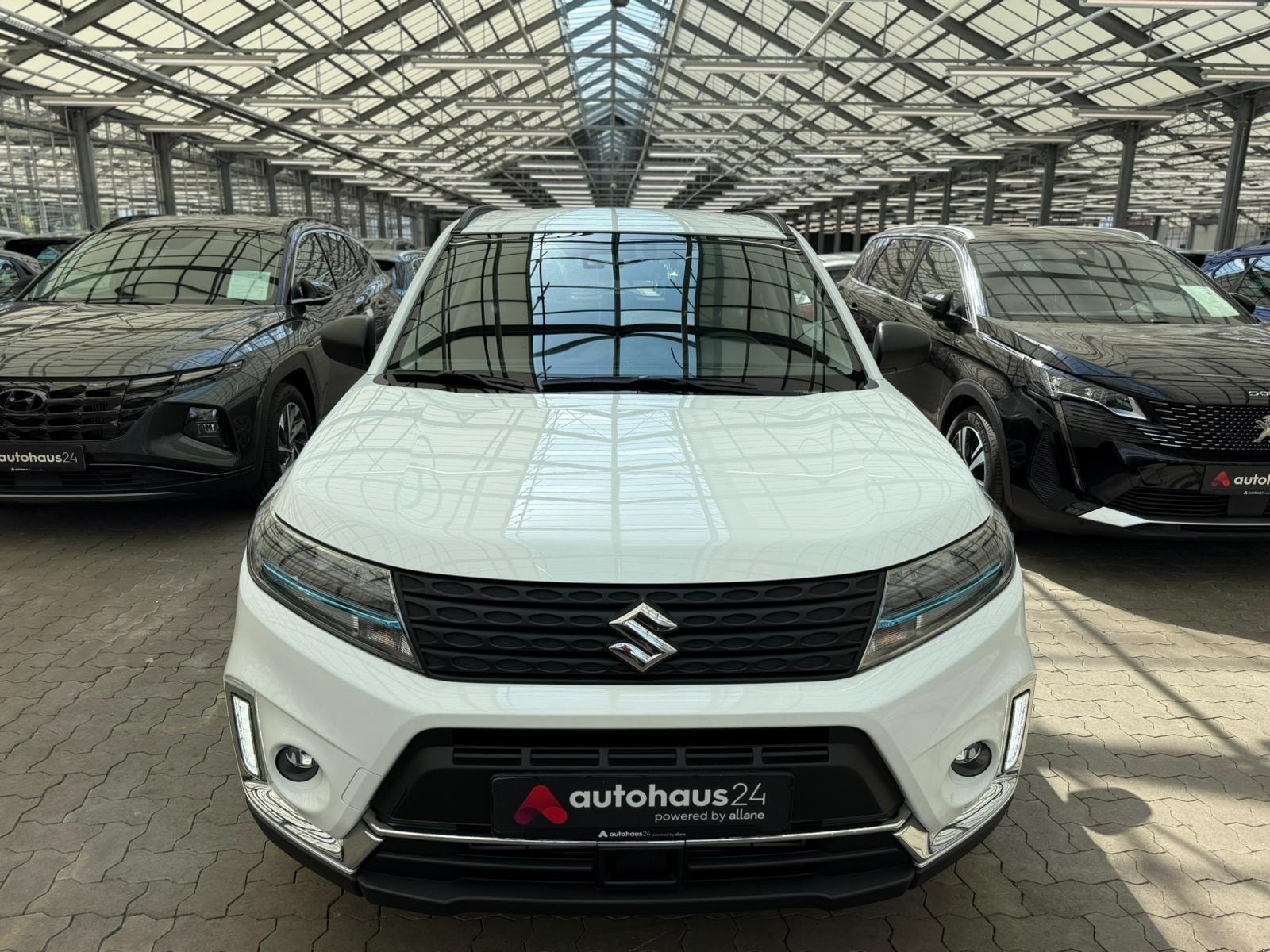 Suzuki Vitara SUV Vitara 1.4 Club Hybrid #2