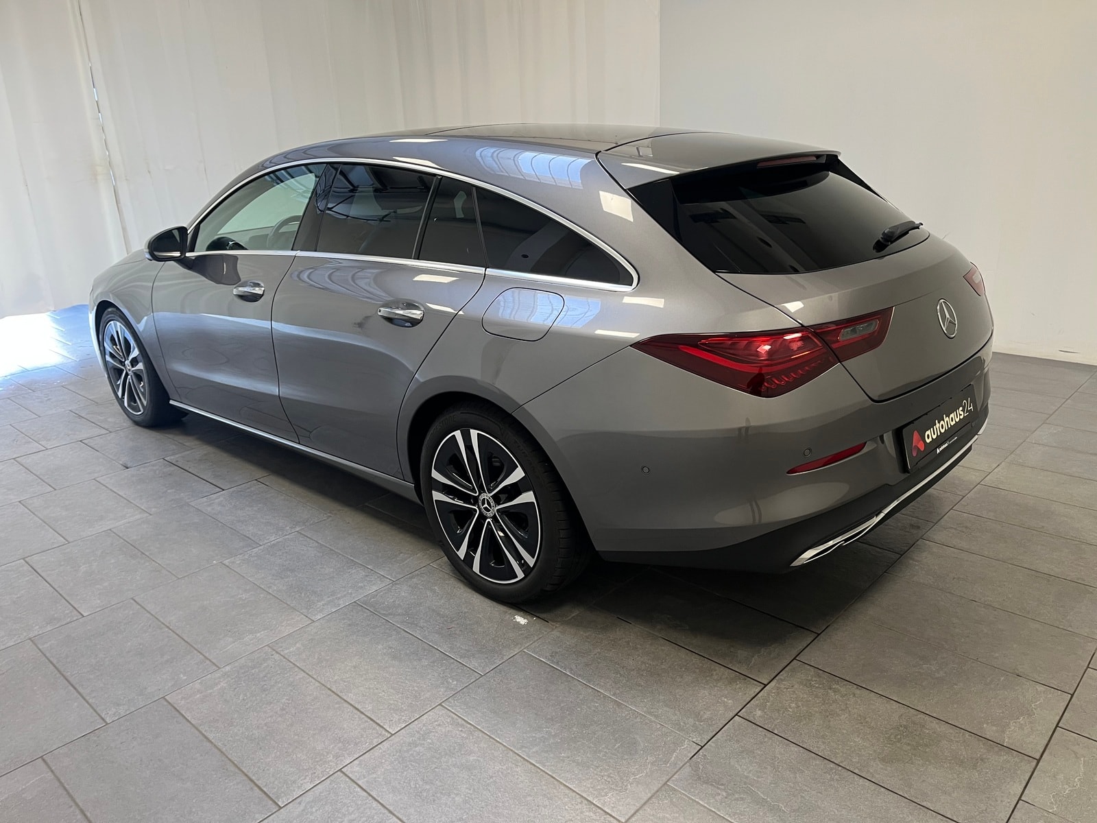 Mercedes Benz CLA-Klasse Kombi CLA 200 d Progressive Line Edition (EURO 6d) #4