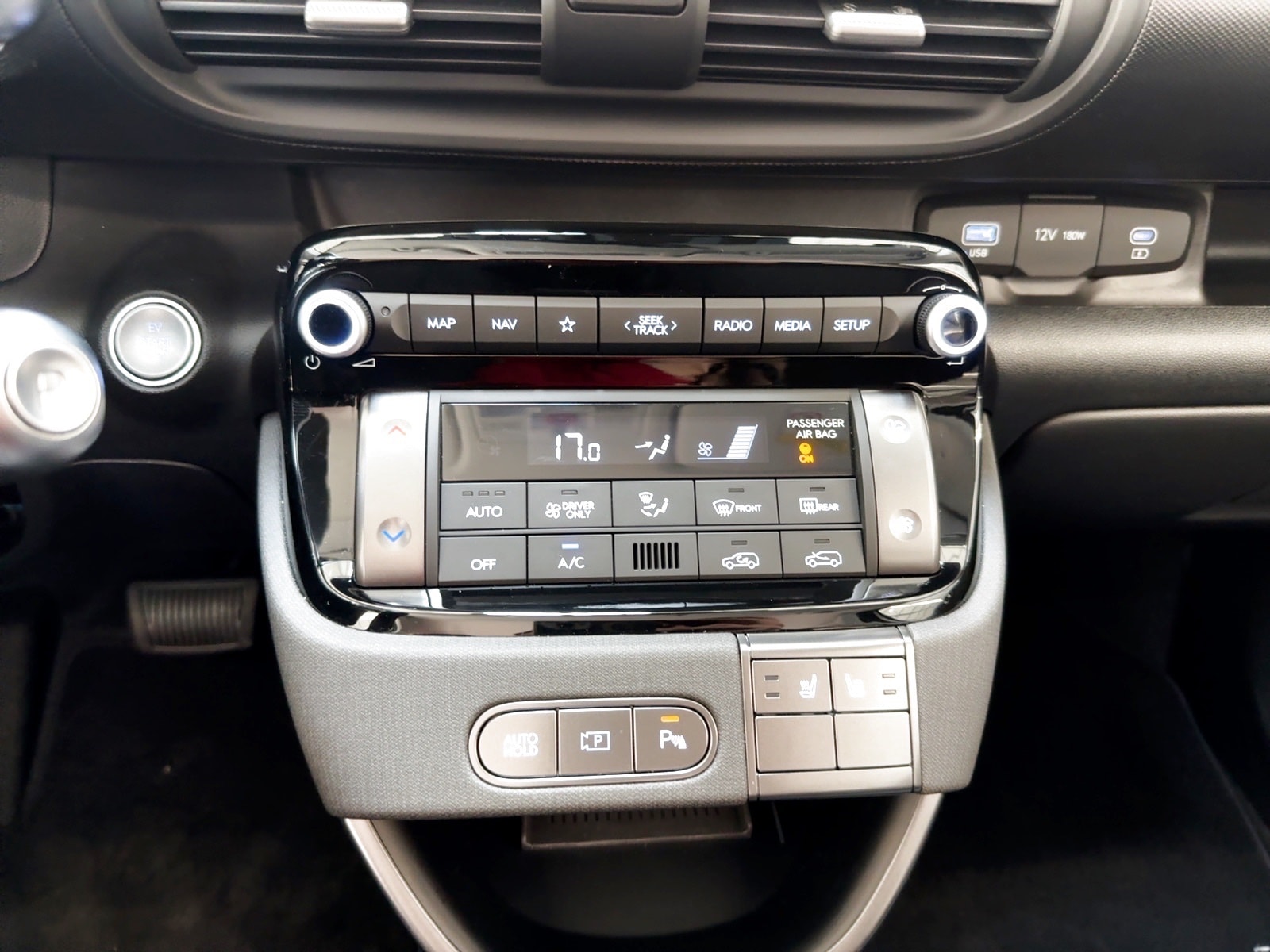 Hyundai Inster SUV Inster Trend Elektro 42 kWh #12