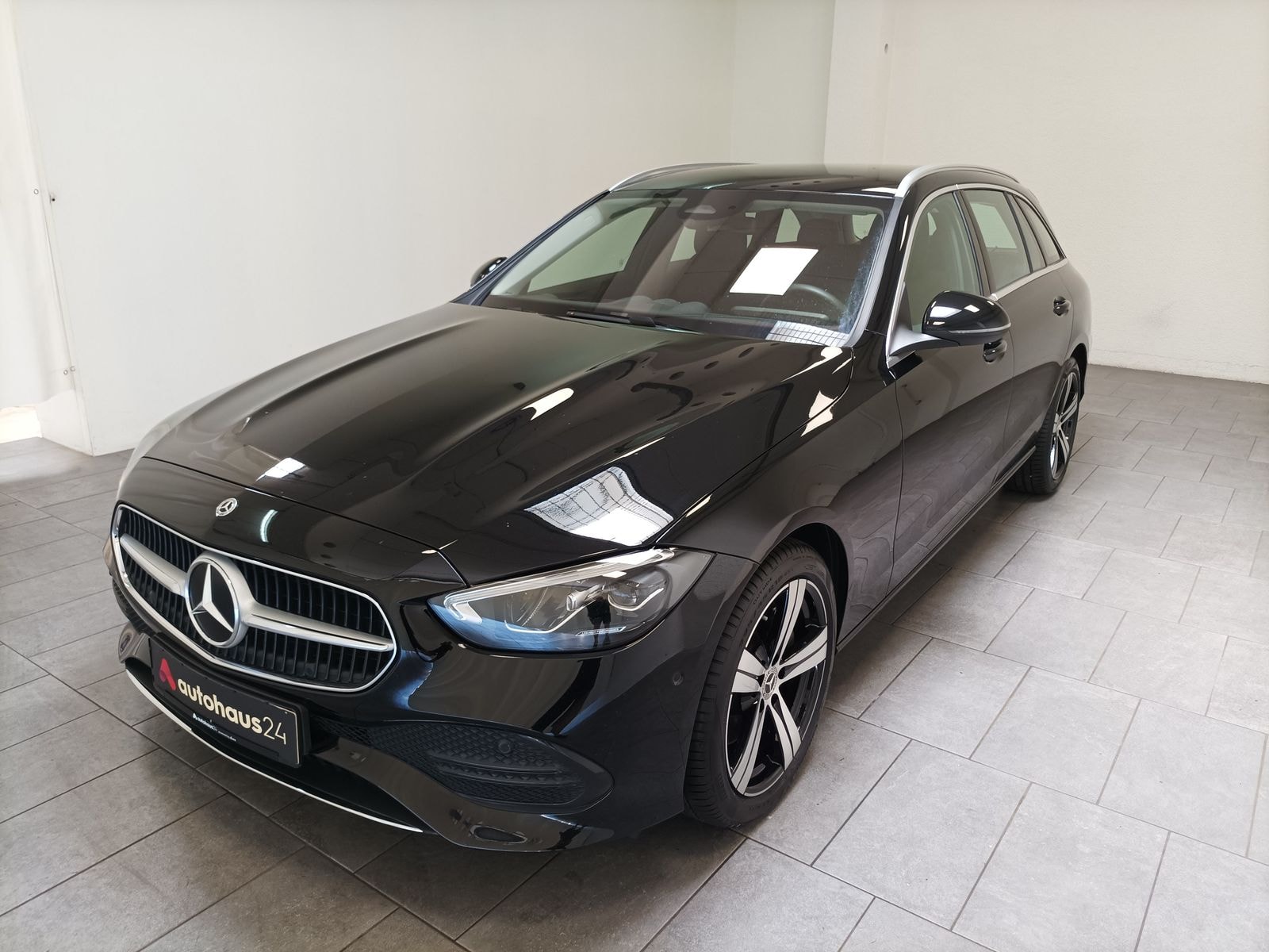 Mercedes Benz C-Klasse Kombi C 300 d T Avantgarde (EURO 6d) #3