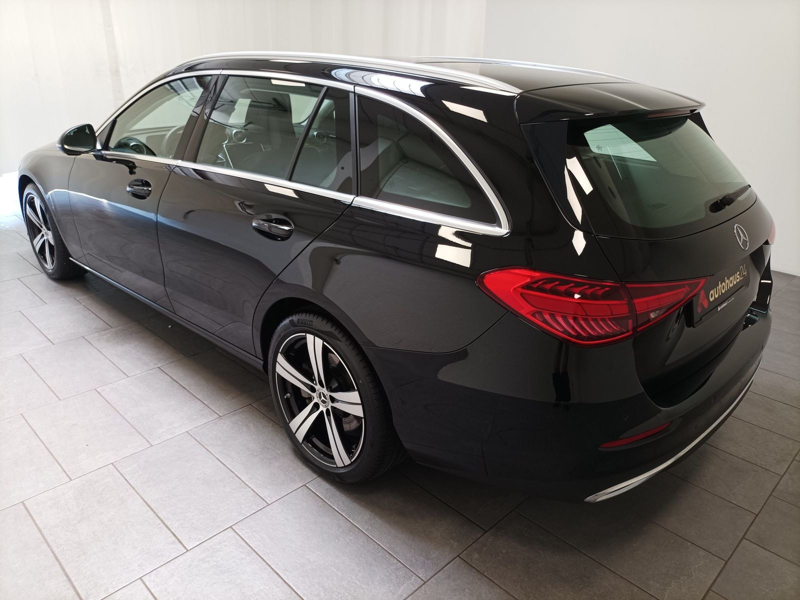 Mercedes Benz C-Klasse Kombi C 300 d T Avantgarde (EURO 6d) #4