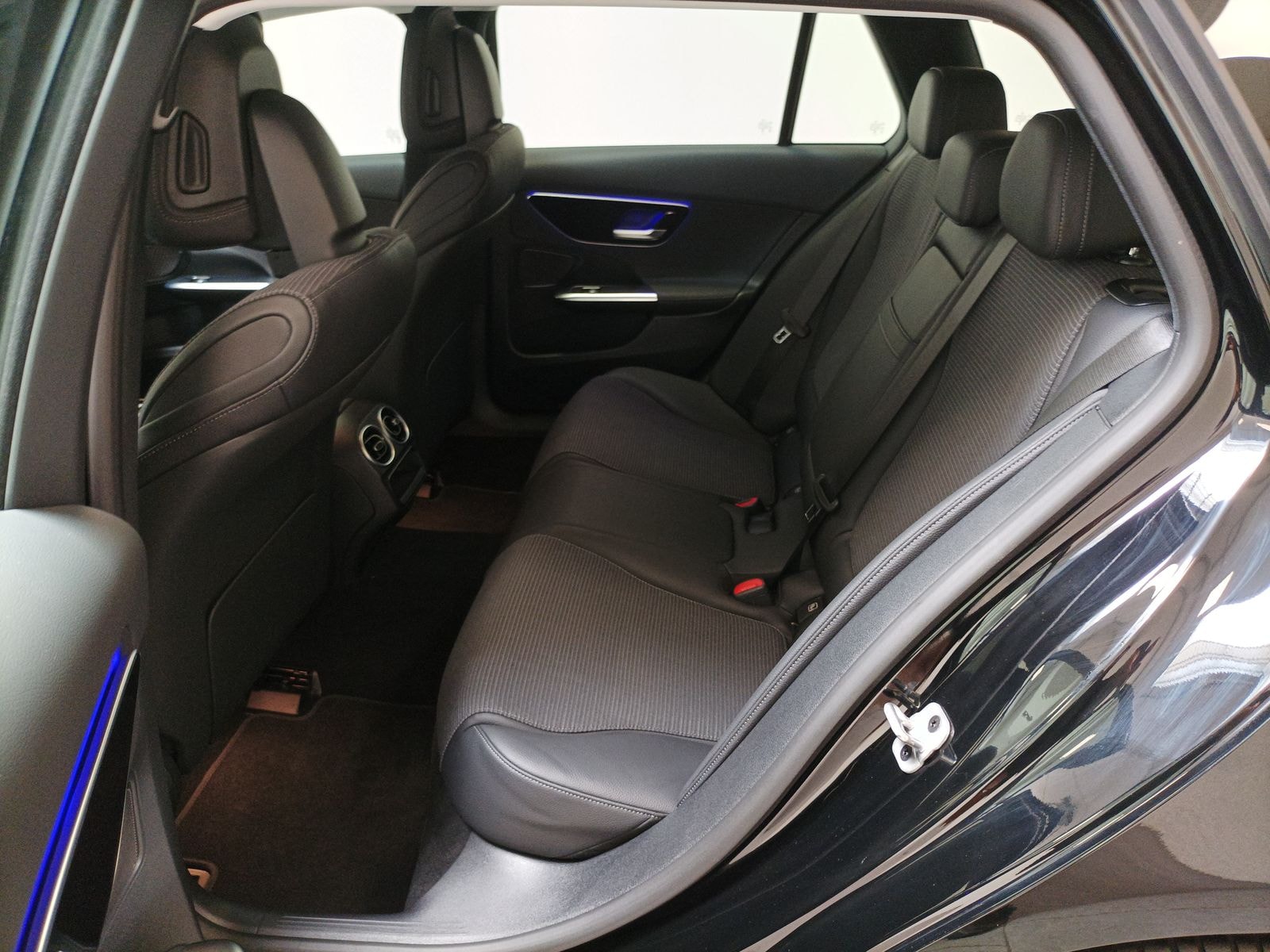 Mercedes Benz C-Klasse Kombi C 300 d T Avantgarde (EURO 6d) #15