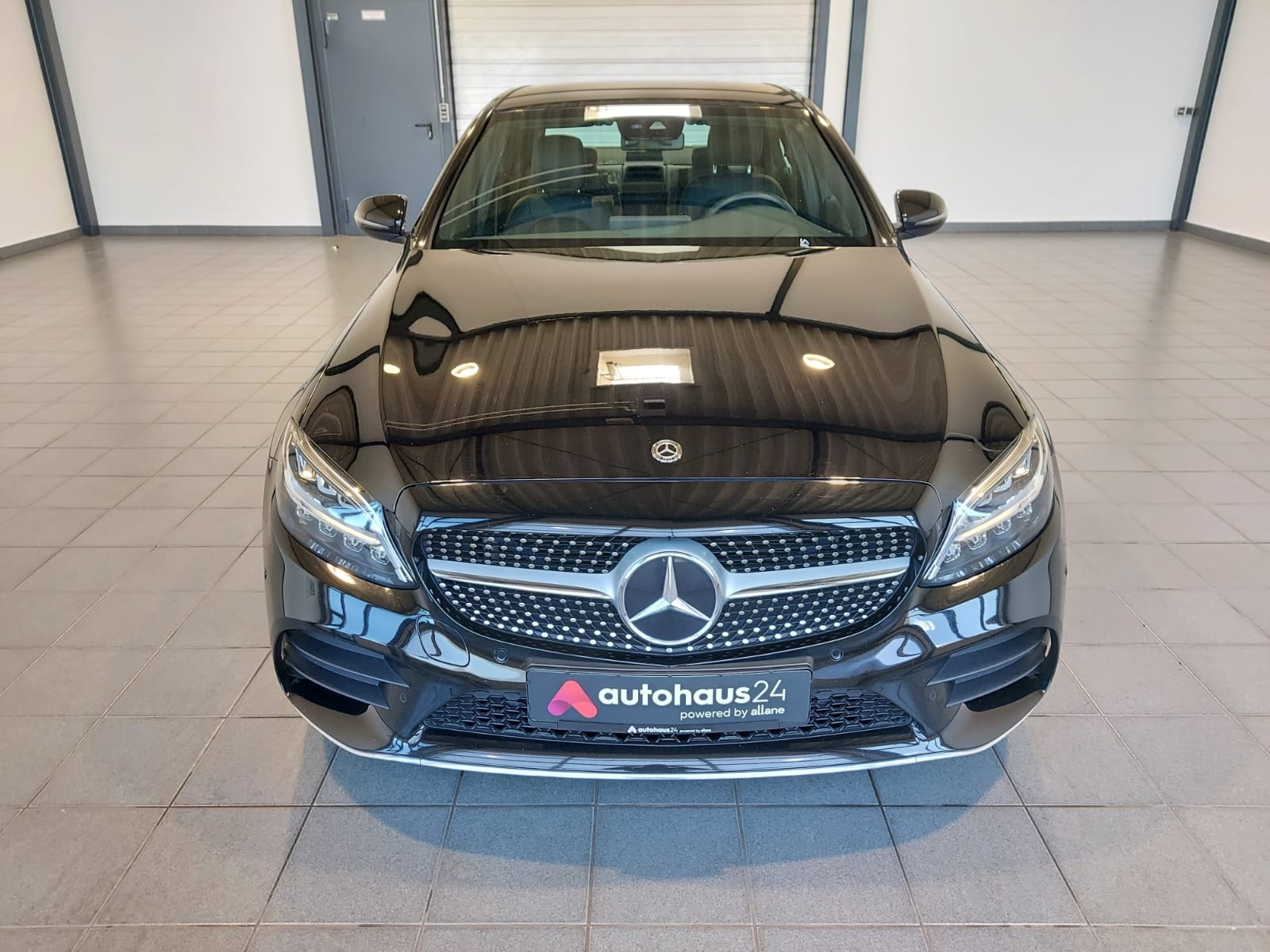 Mercedes Benz C-Klasse Limousine C 300 AMG Line 4Matic (EURO 6d) #2