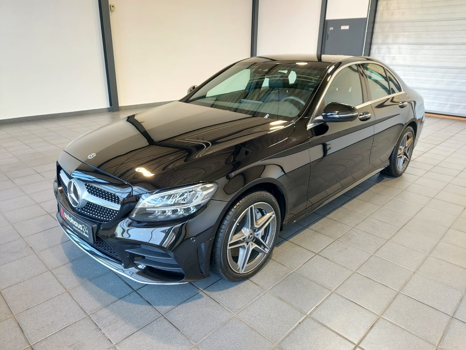 Mercedes Benz C-Klasse Limousine C 300 AMG Line 4Matic (EURO 6d) #3