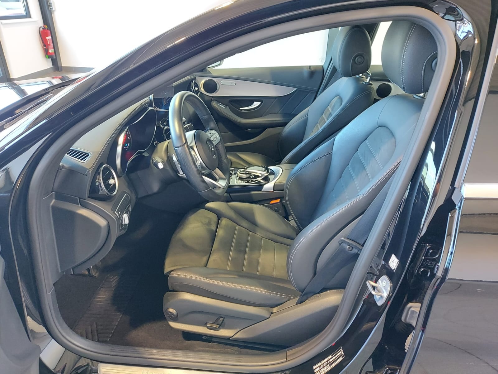 Mercedes Benz C-Klasse Limousine C 300 AMG Line 4Matic (EURO 6d) #8