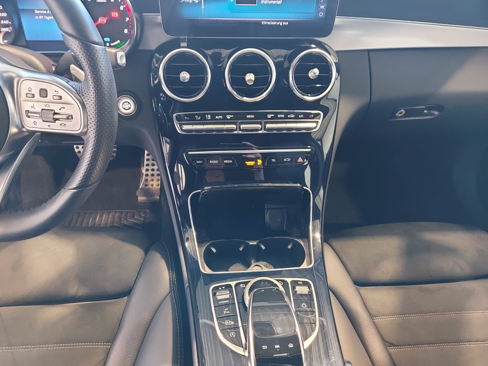 Mercedes Benz C-Klasse Limousine C 300 AMG Line 4Matic (EURO 6d) #12