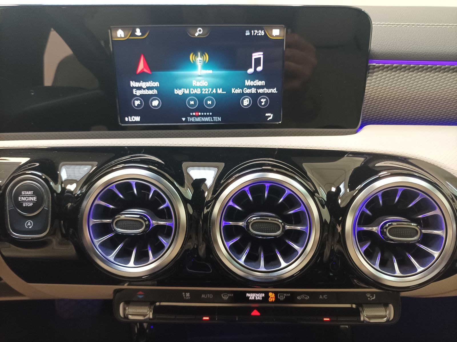 Mercedes Benz CLA-Klasse Limousine CLA 220 d Progressive (EURO 6d) #13