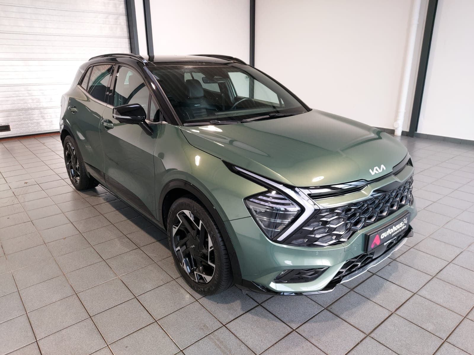 Kia Sportage SUV / Crossover / Geländewagen KIA Sportage 1.6 T-GDI EcoDynamics+ 132kW GT-line DCT Sports Utility Vehicle #1