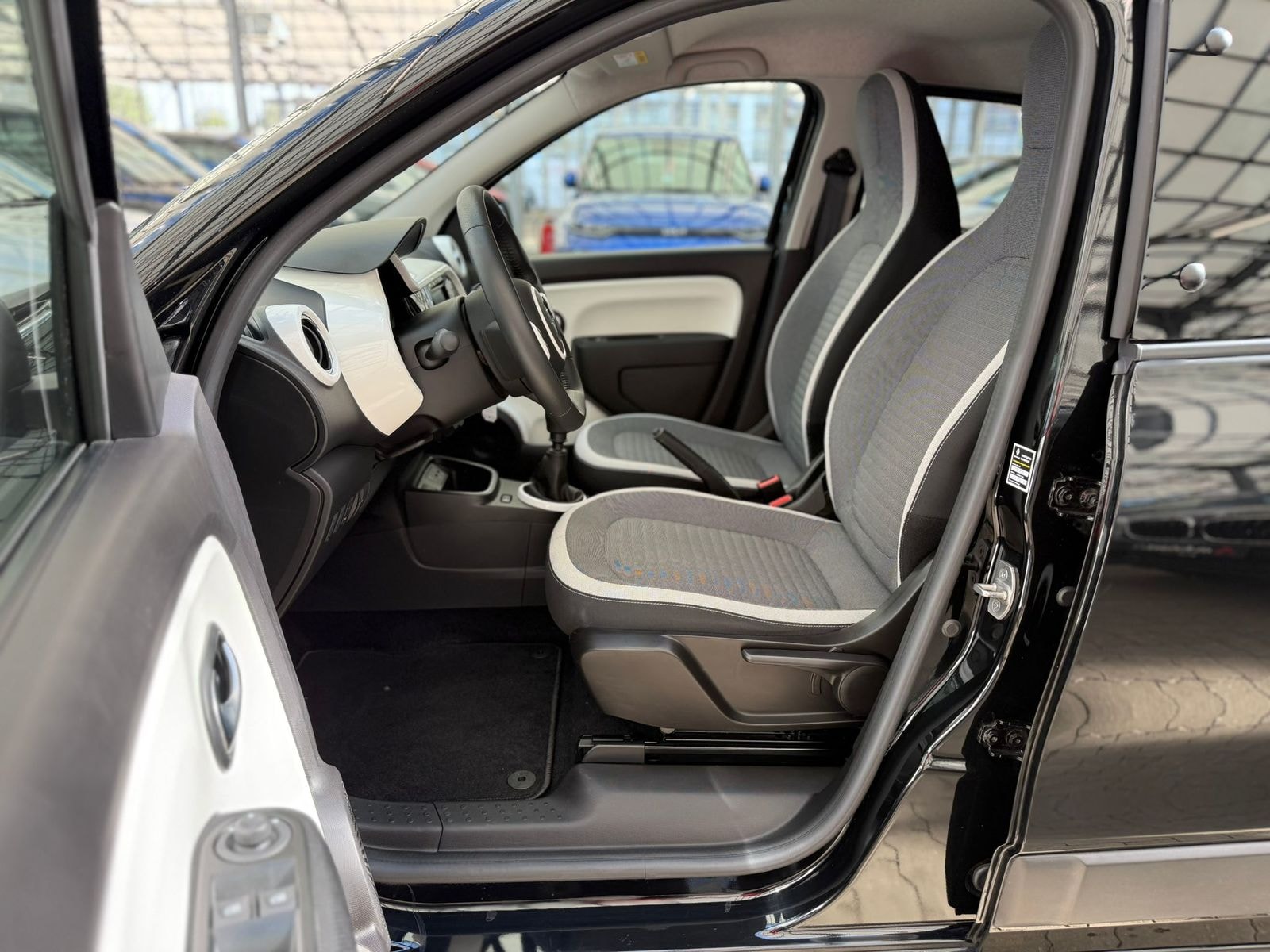 Renault Twingo Schräghecklimousine Twingo 0.9 TCe 90 Limited (EURO 6d-TEMP) #8