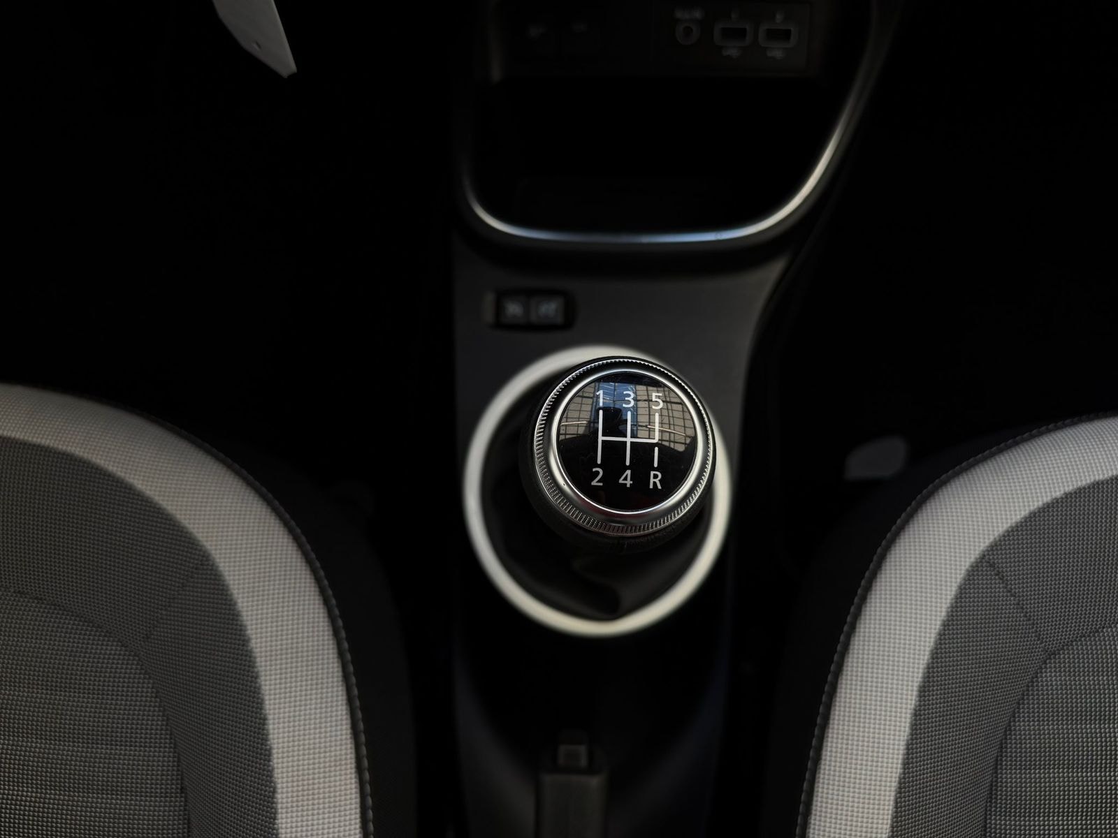 Renault Twingo Schräghecklimousine Twingo 0.9 TCe 90 Limited (EURO 6d-TEMP) #13