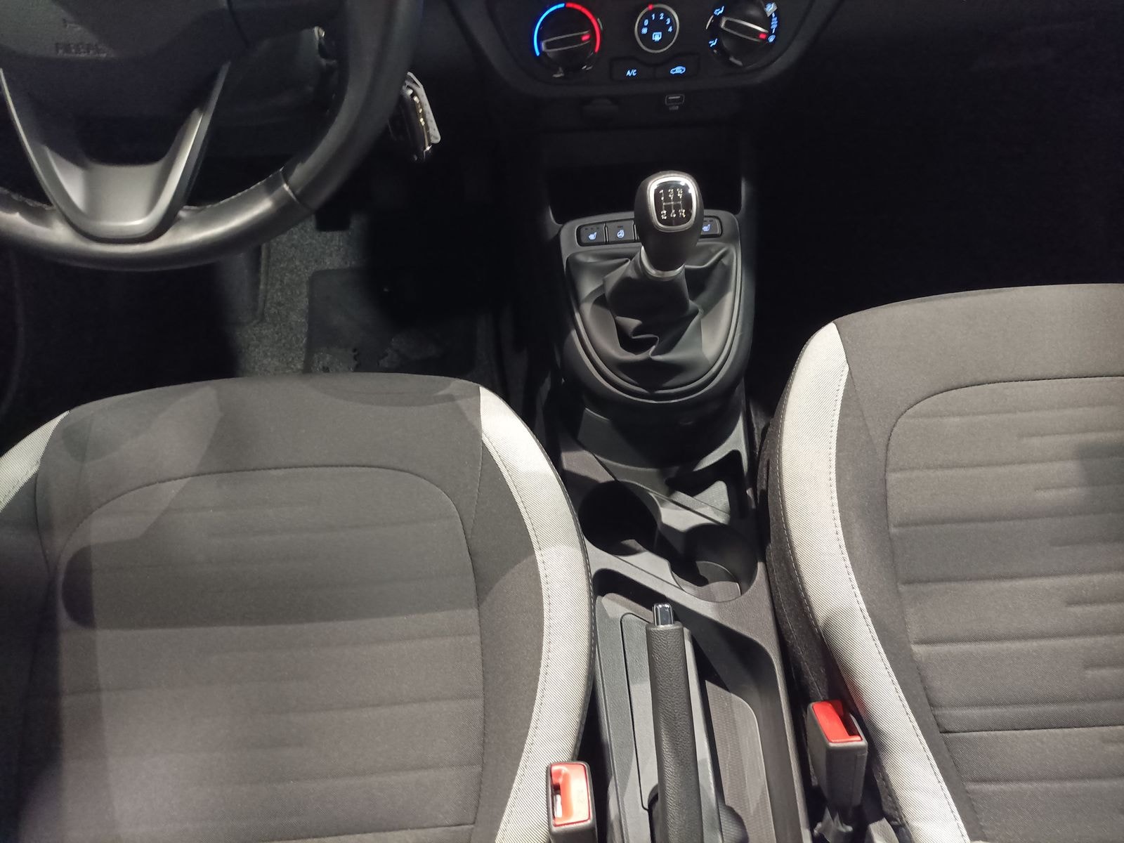 Hyundai i10 Schräghecklimousine i10 1.0 Edition 30 #12